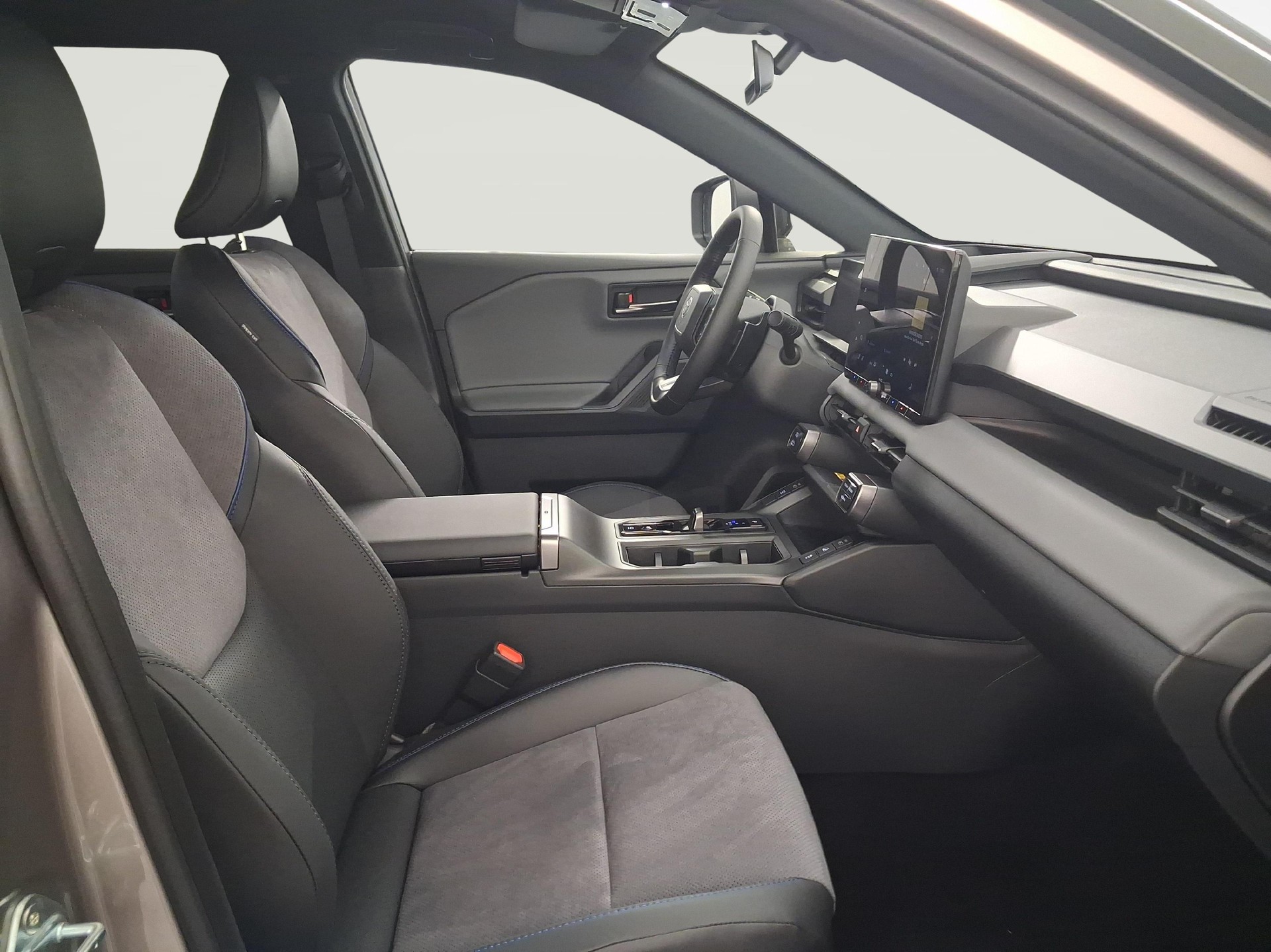 TOYOTA RAV4 2.5 Plug-In-Hybrid Style-image-9