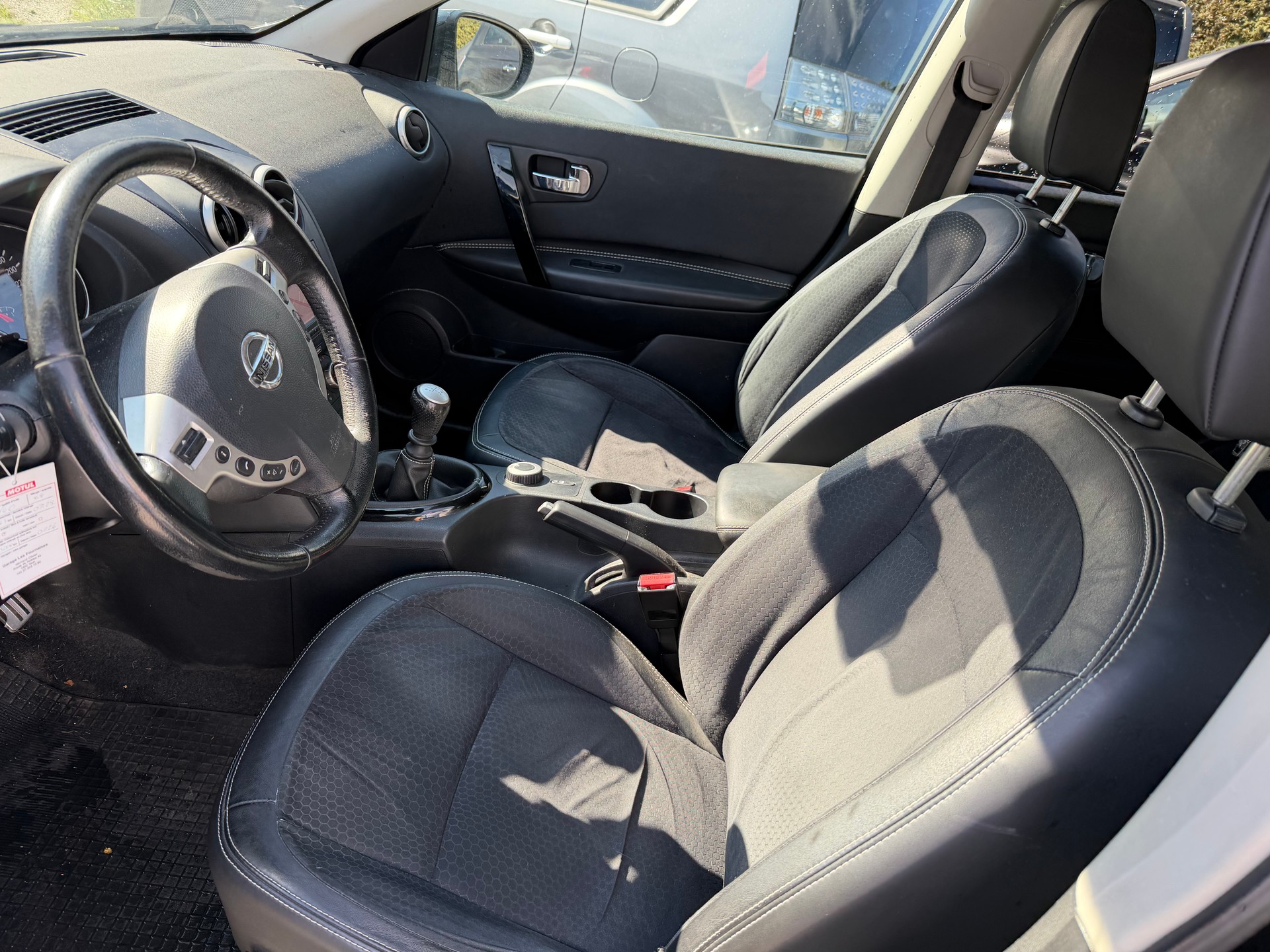 NISSAN Qashqai 2.0 4WD tekna XTronic expertisée du jour toit panoramique camera de recul 380 dégréer-image-6