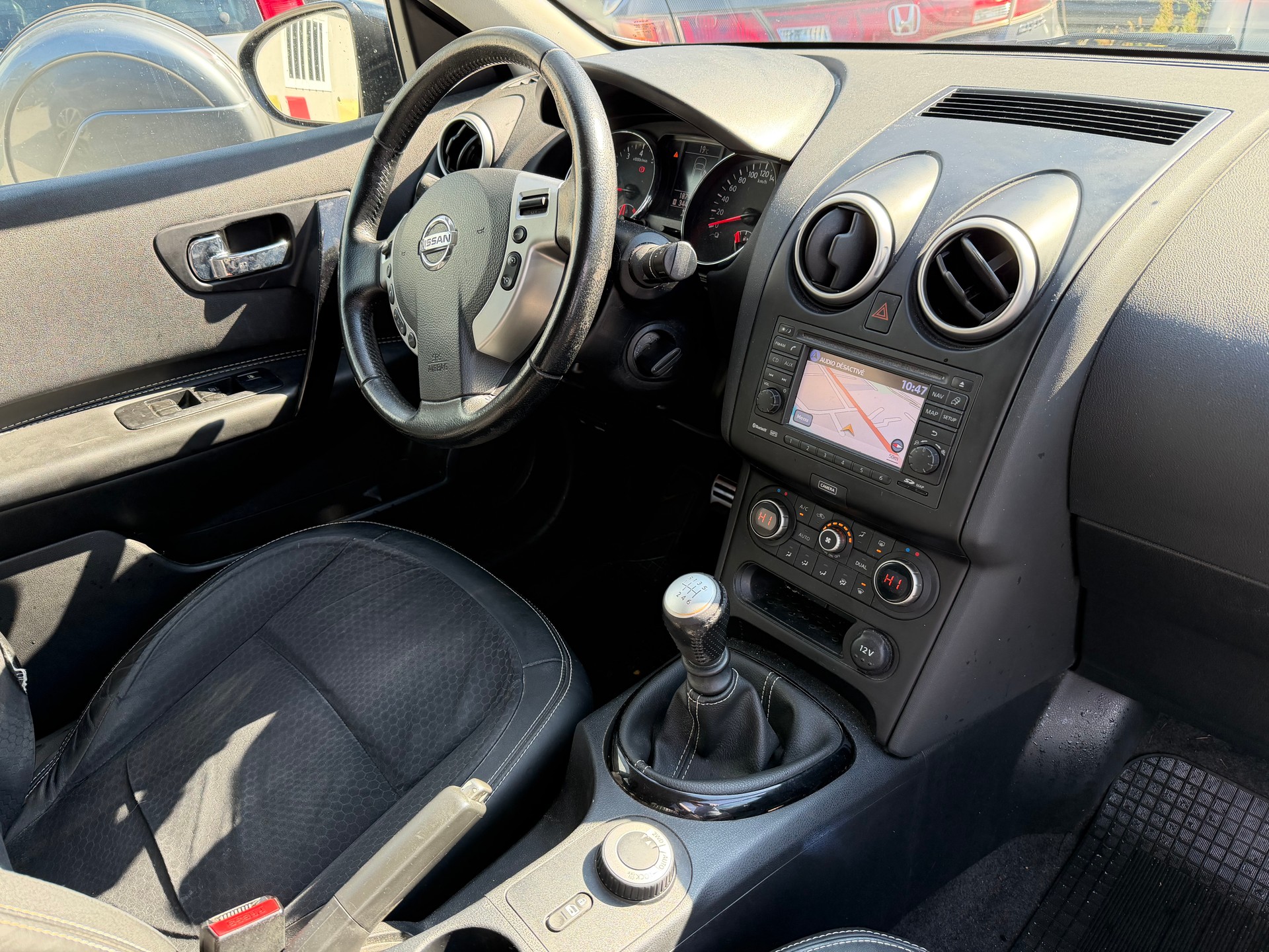 NISSAN Qashqai 2.0 4WD tekna XTronic expertisée du jour toit panoramique camera de recul 380 dégréer-image-8