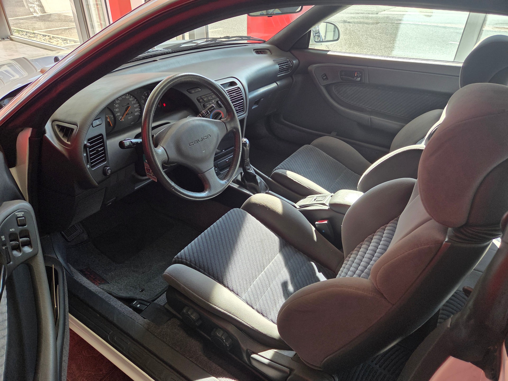TOYOTA Celica 2000 GTi-image-4