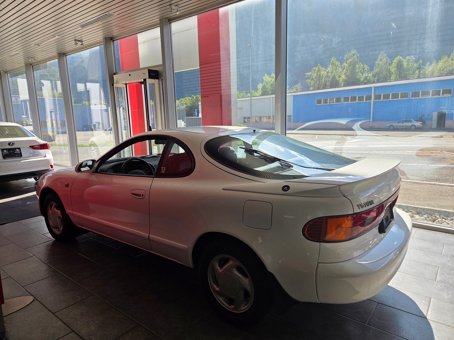TOYOTA Celica 2000 GTi-image-1