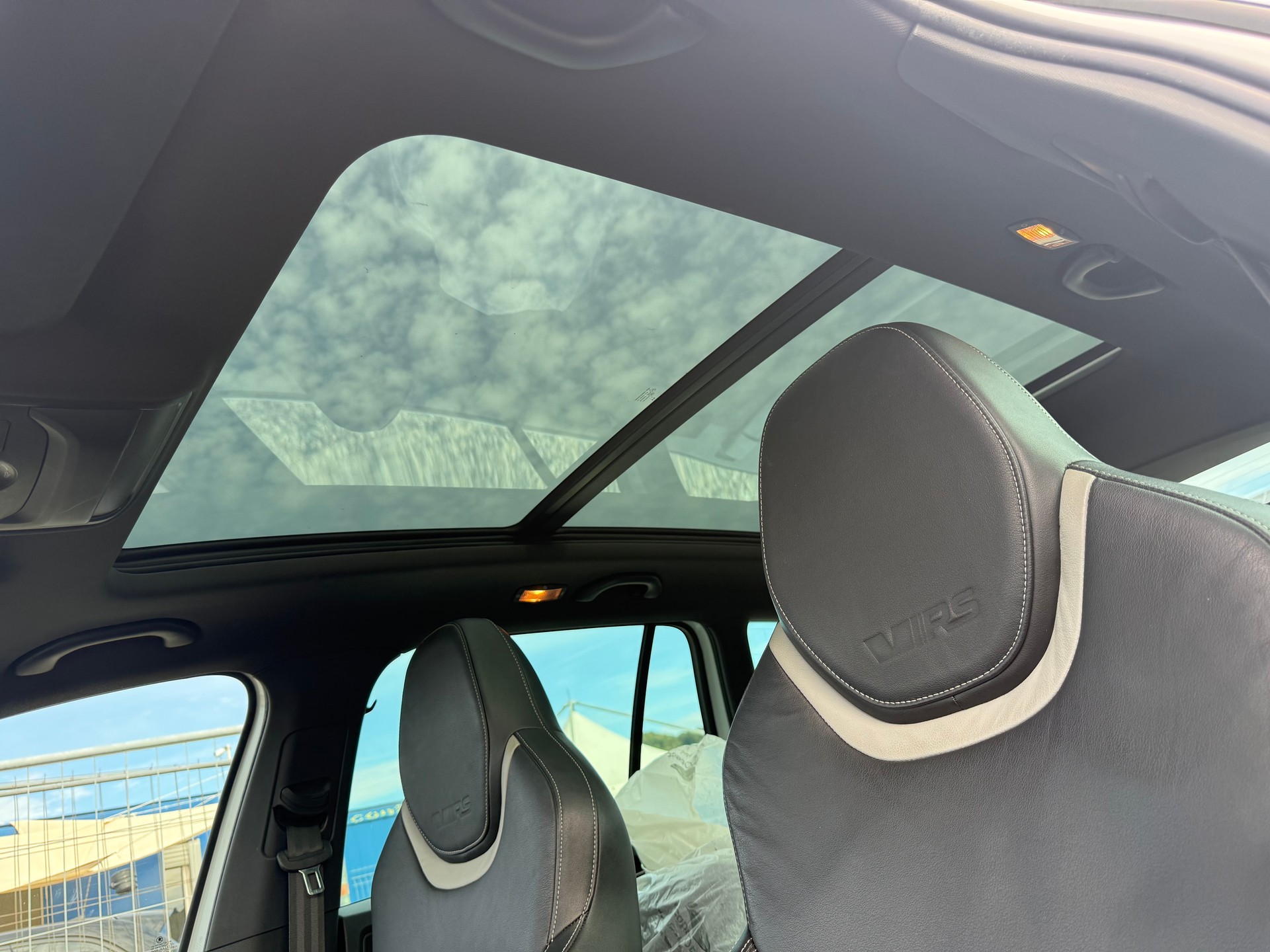 SKODA Octavia Combi 2.0 TDI RS DSG-image-12
