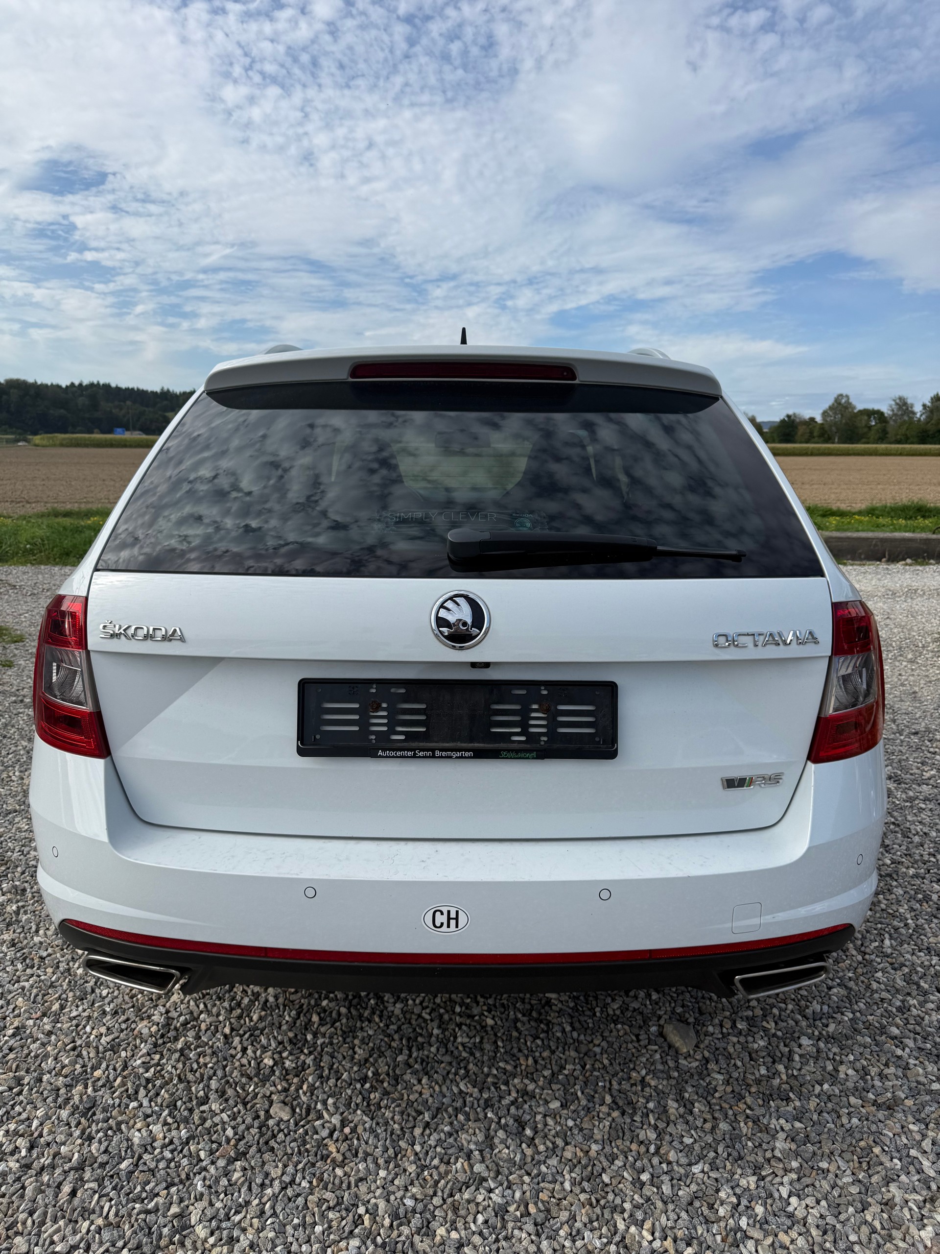 SKODA Octavia Combi 2.0 TDI RS DSG-image-3