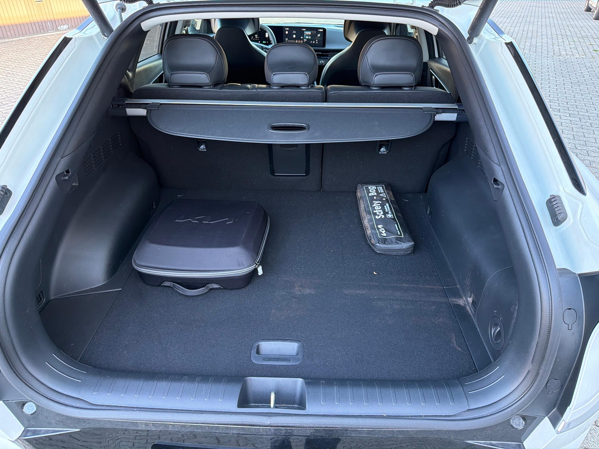 KIA EV6 84 kWh Earth 4x4-image-11
