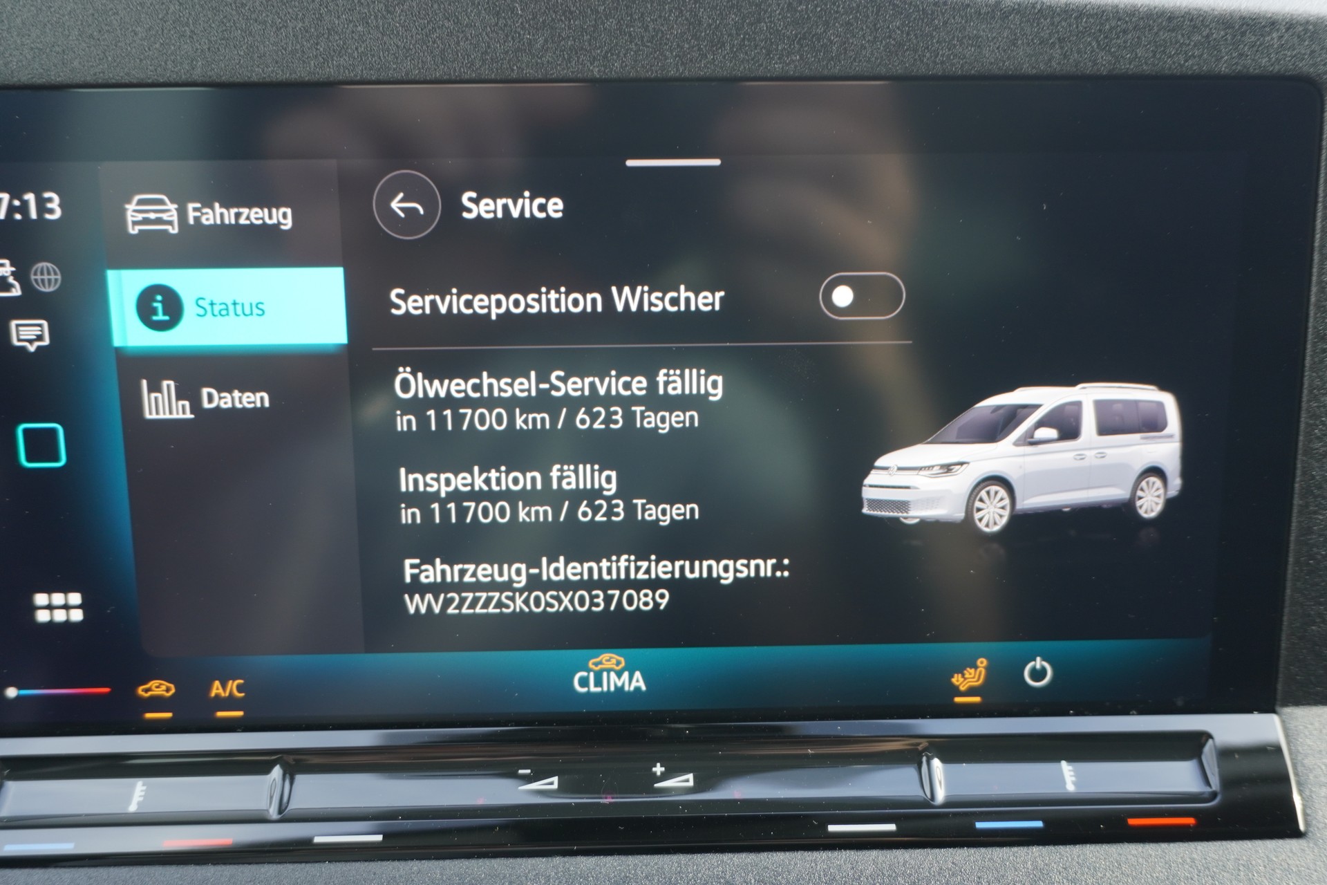 VW Caddy Maxi 1.5 TSI DSG-image-25
