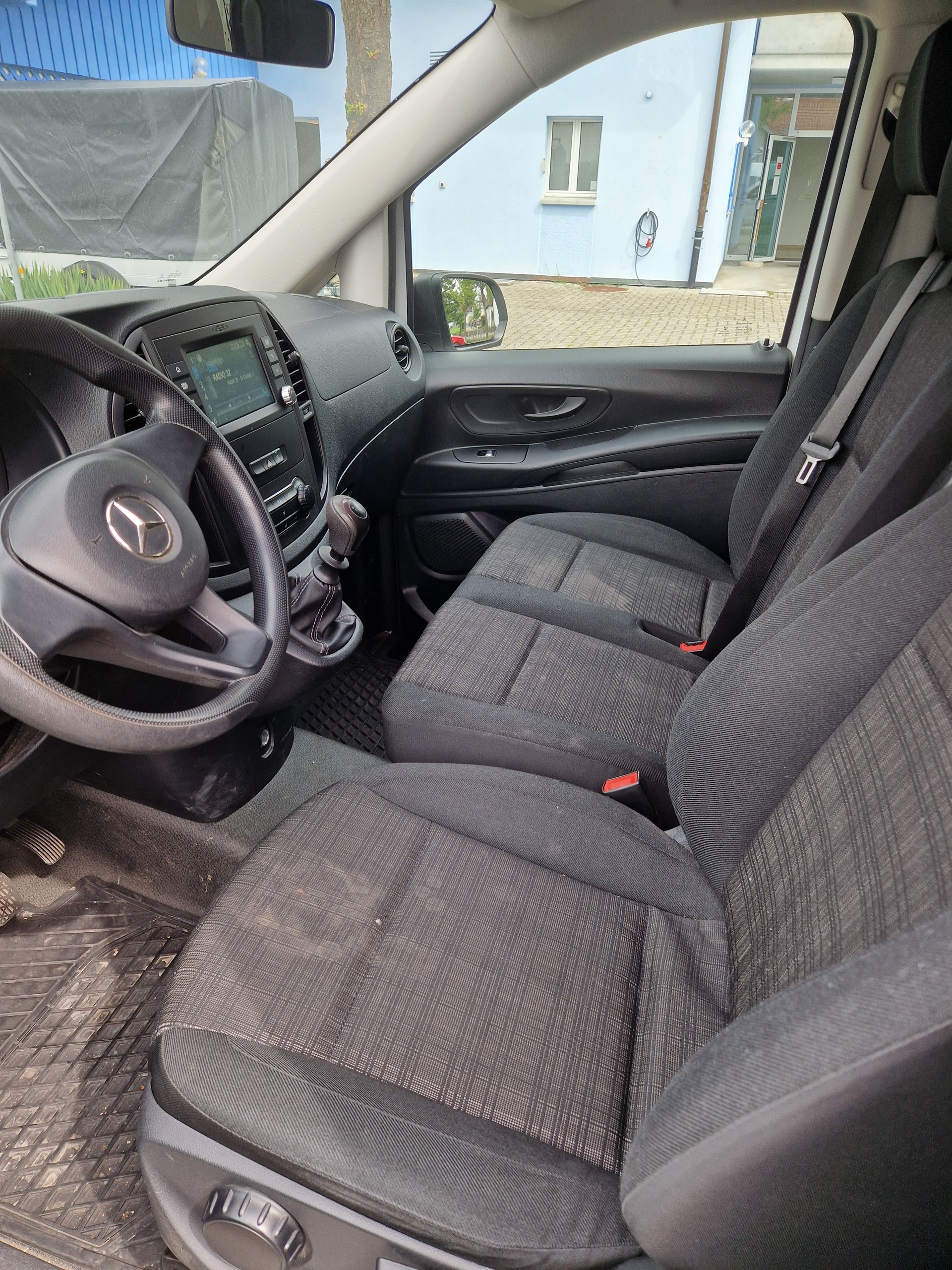 MERCEDES-BENZ Vito 110 CDI Lang FWD Pro-image-5