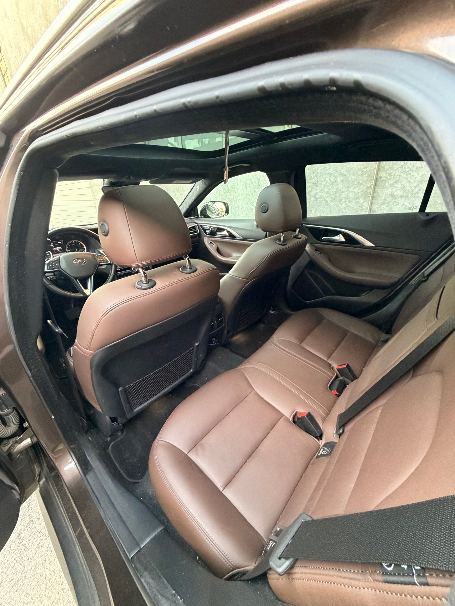 INFINITI QX30 2.2d Premium DCT AWD-image-6
