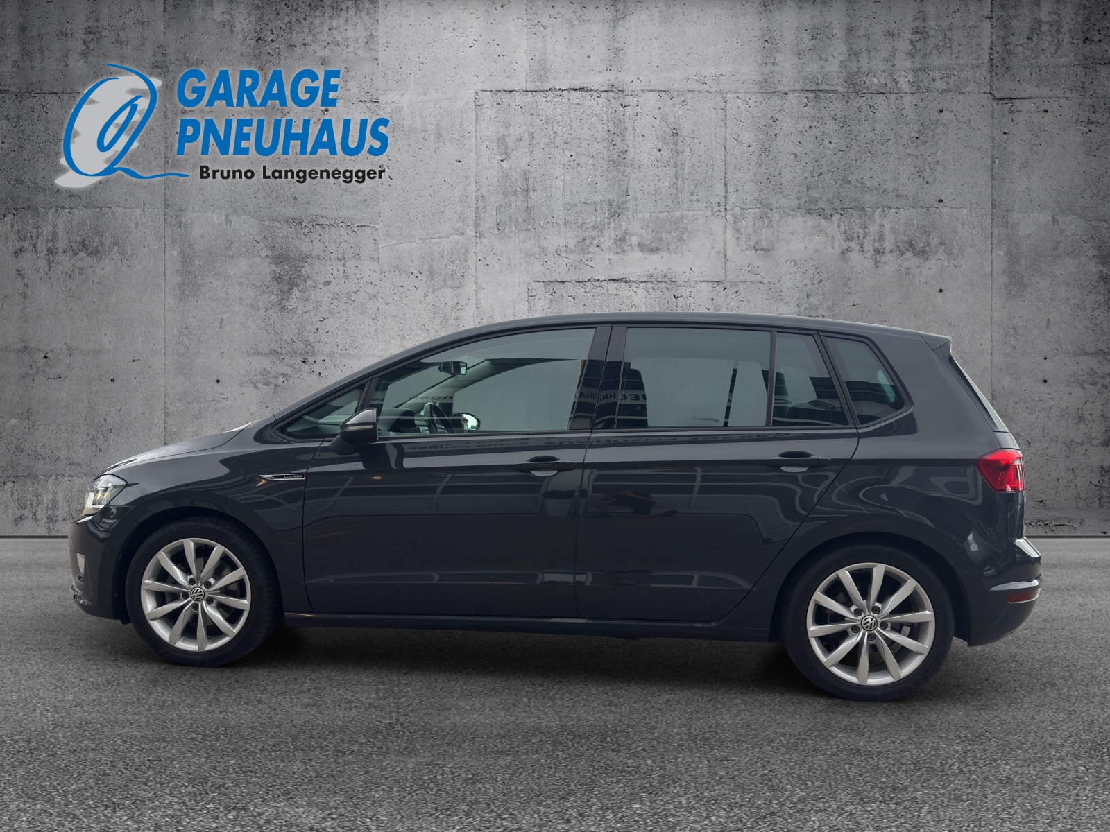 VW Golf Sportsvan 1.4 TSI Lounge DSG-image-17