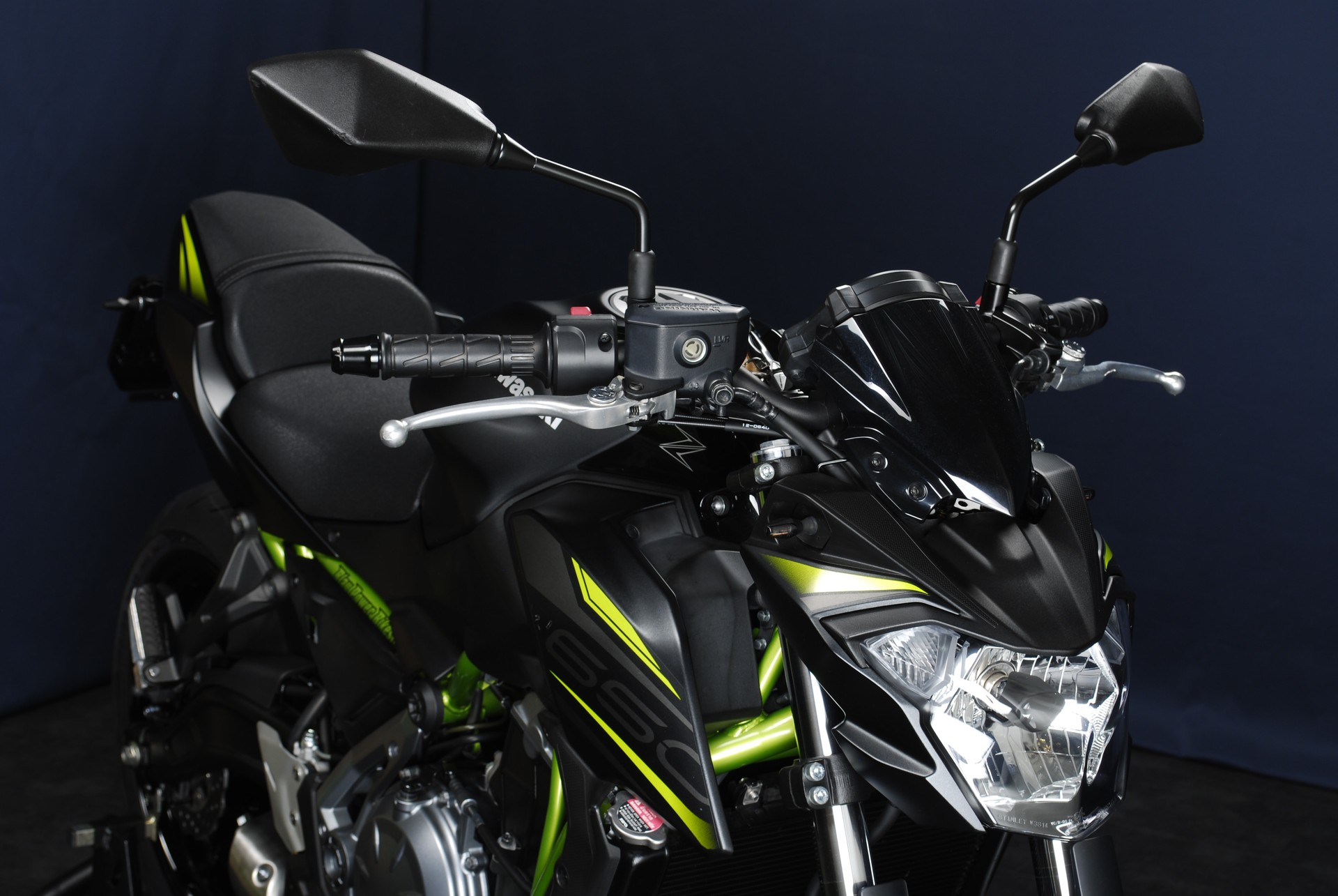 KAWASAKI Z 650 ABS MY19-showroom-element-3