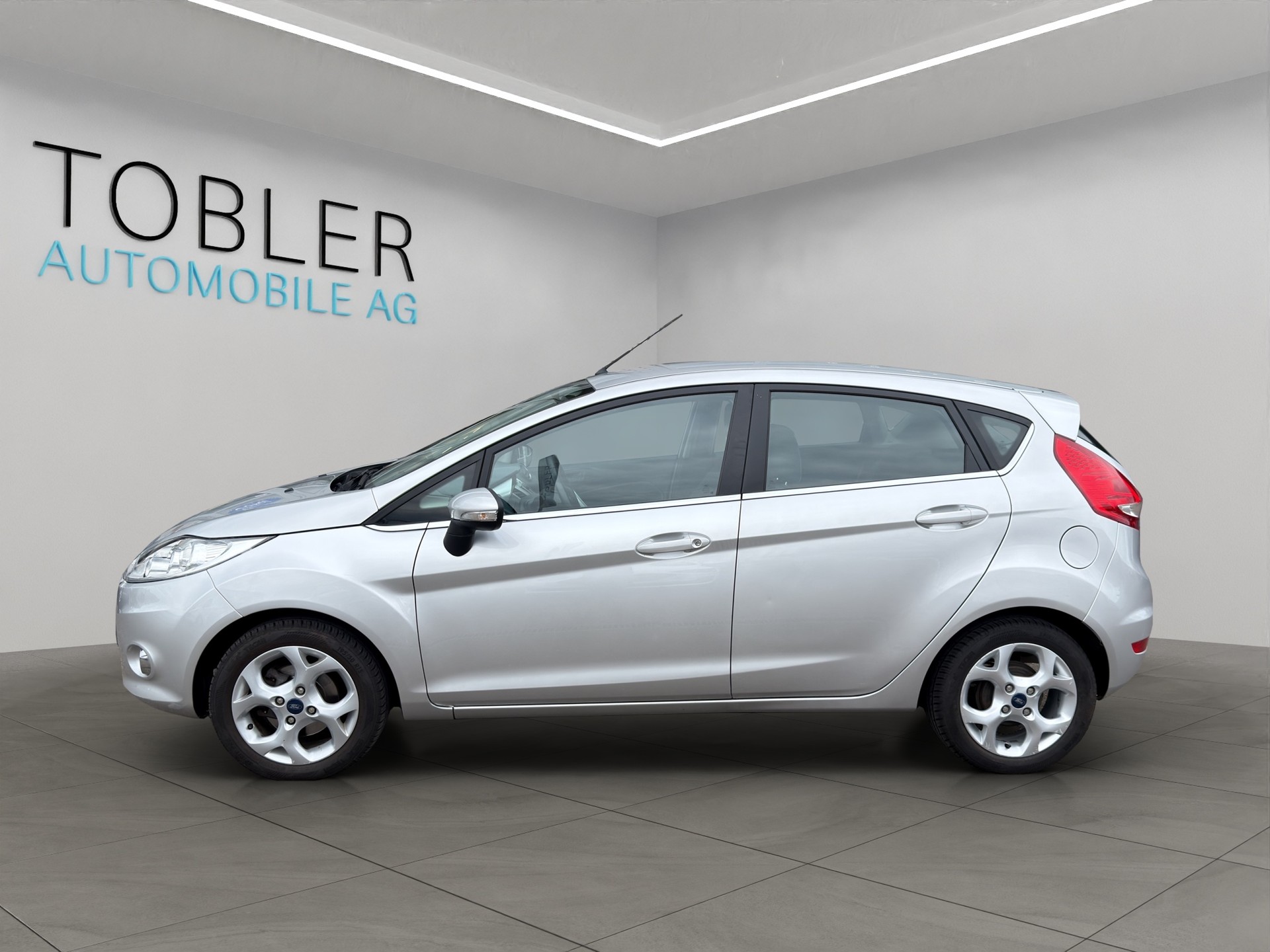 FORD Fiesta 1.4 16V Trend-image-2