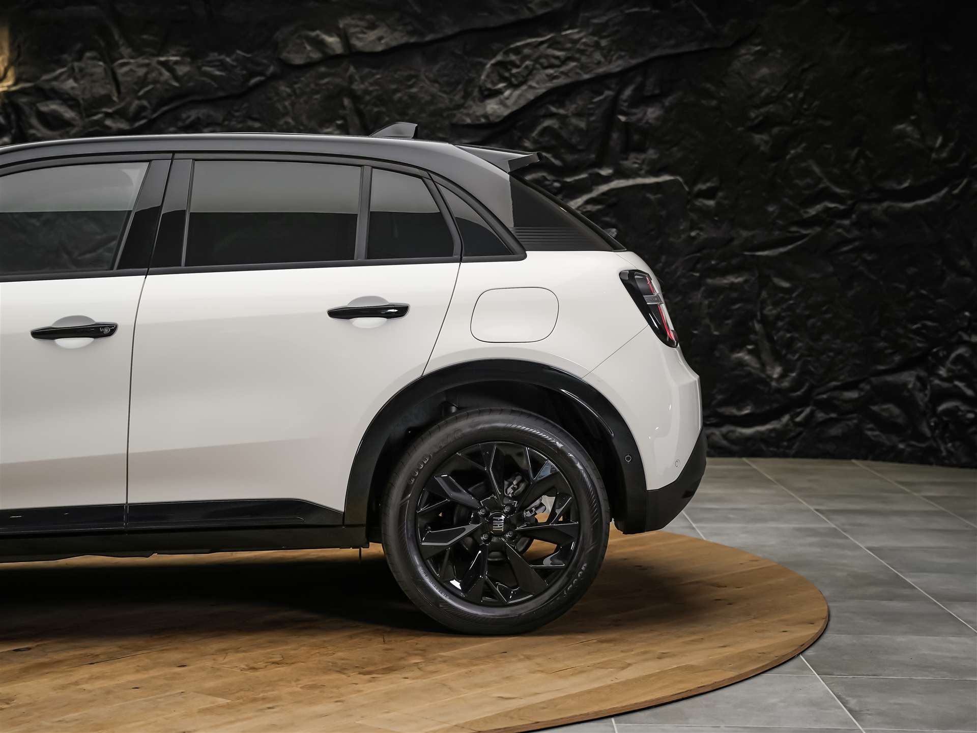 FIAT 600h MildHybrid Sport *SOFORT Verfügbar*Werksgarantie*Massage*-image-17