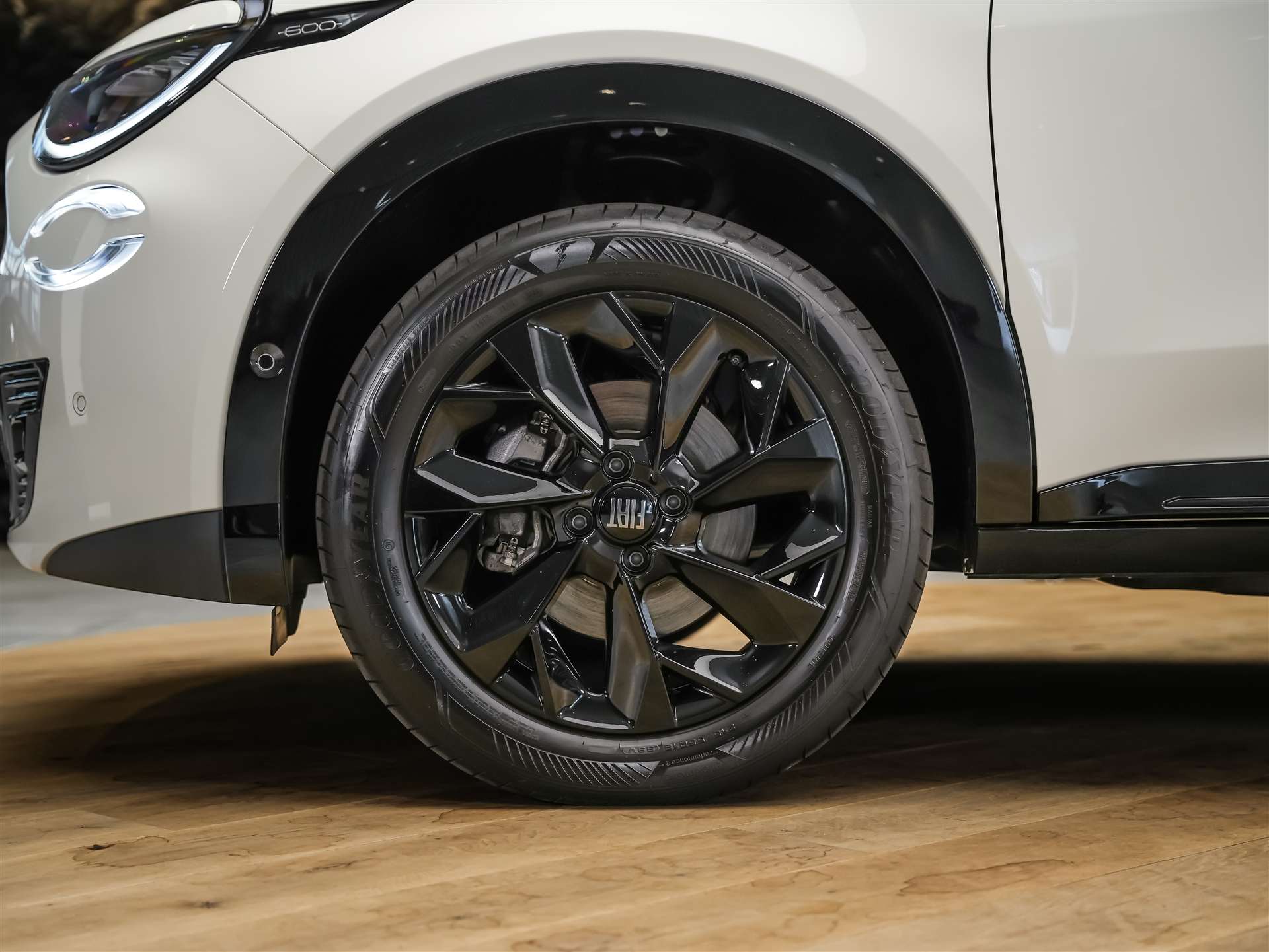 FIAT 600h MildHybrid La Prima *SOFORT Verfügbar*Werksgarantie*Massage*-image-16