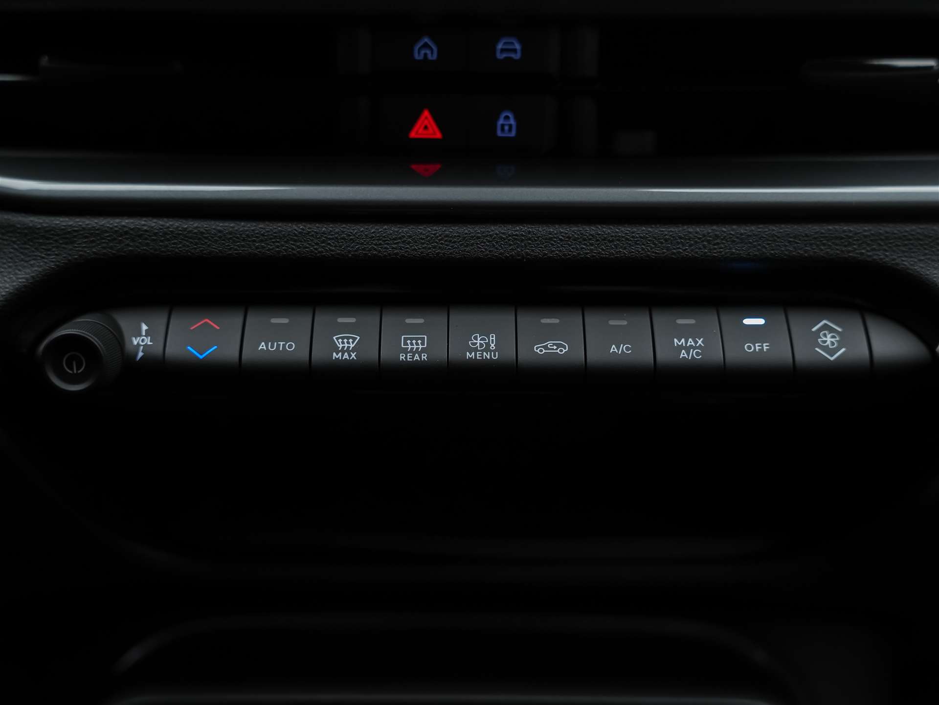 FIAT 600h MildHybrid La Prima *SOFORT Verfügbar*Werksgarantie*Massage*-image-22