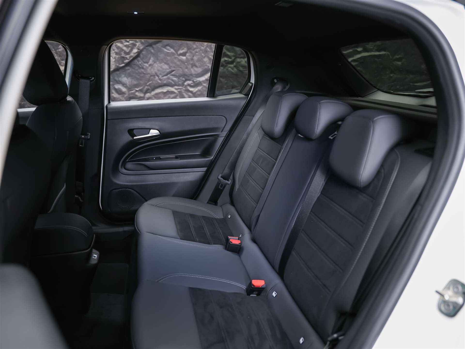 FIAT 600h MildHybrid Sport *SOFORT Verfügbar*Werksgarantie*Massage*-image-13