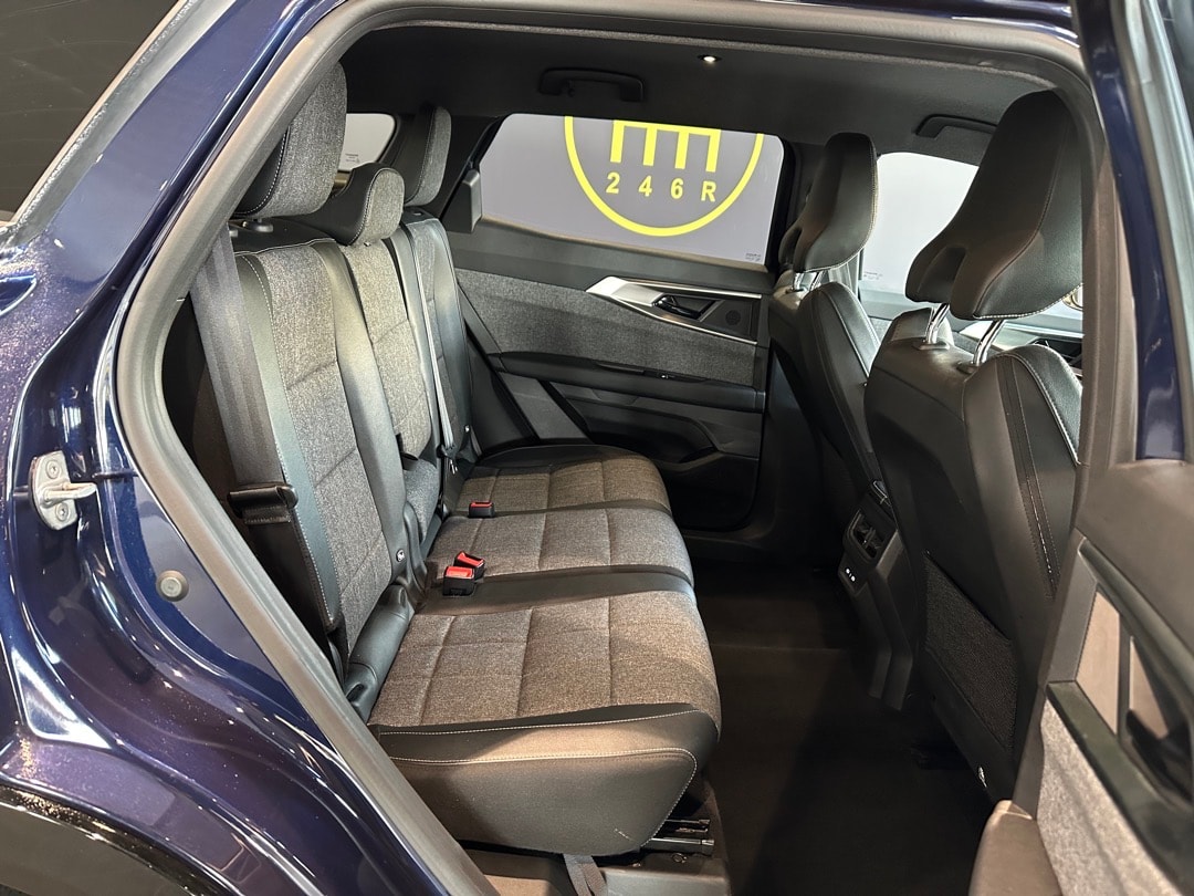 RENAULT Espace 1.2 E-Tech 200 Techno 7-Sitze-image-19