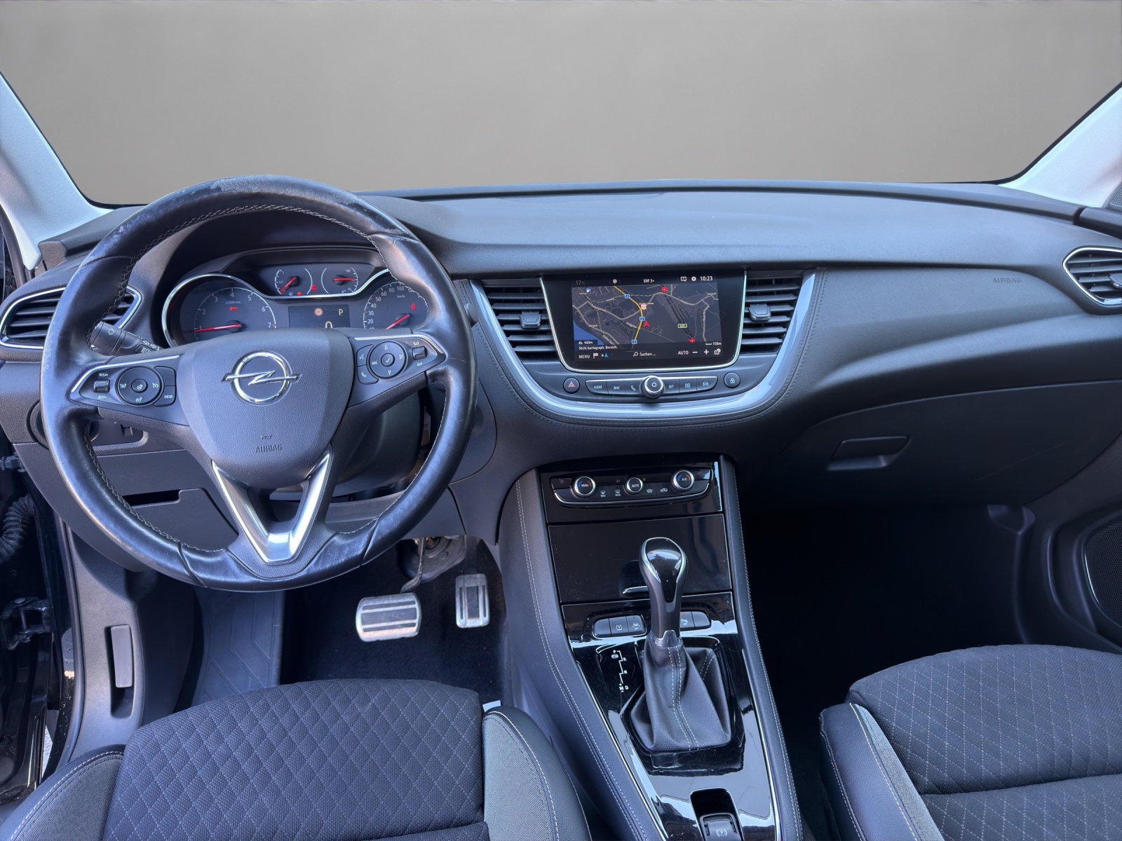 OPEL Grandland X 1.2i TP Ultimate Automatik-image-13