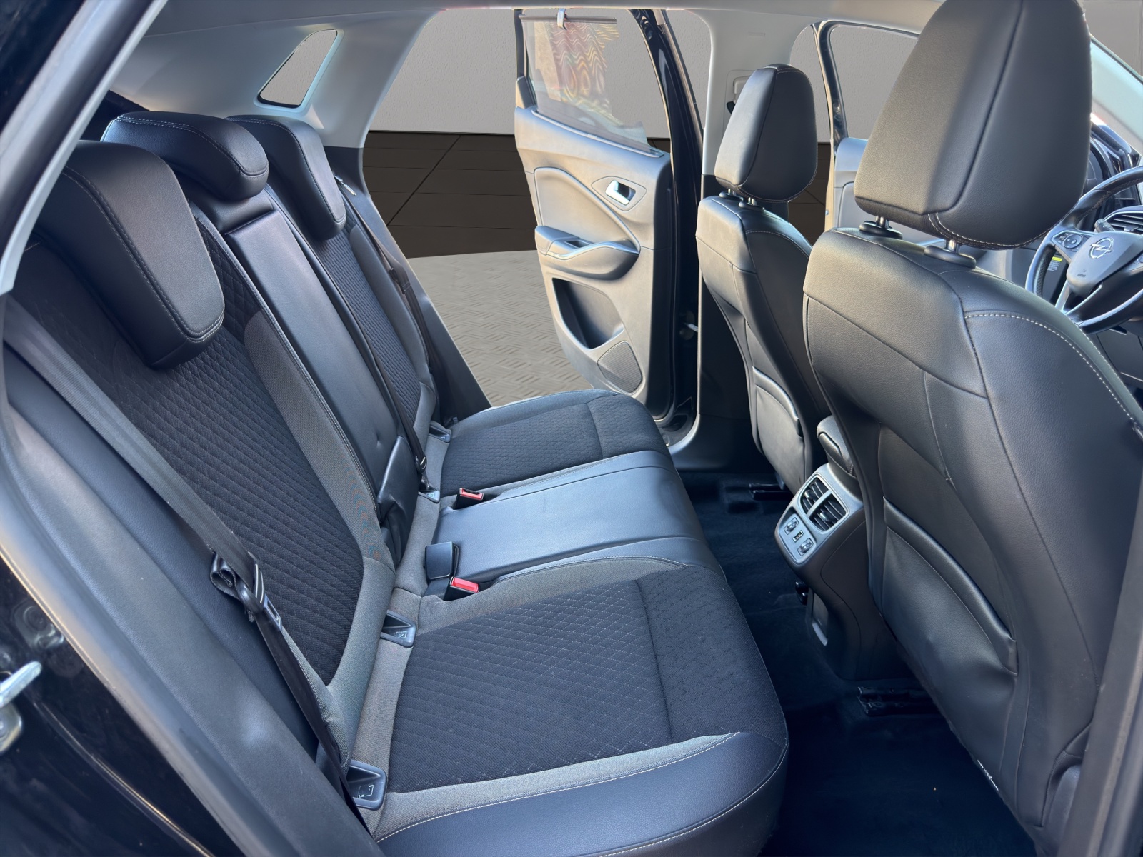 OPEL Grandland X 1.2i TP Ultimate Automatik-image-17