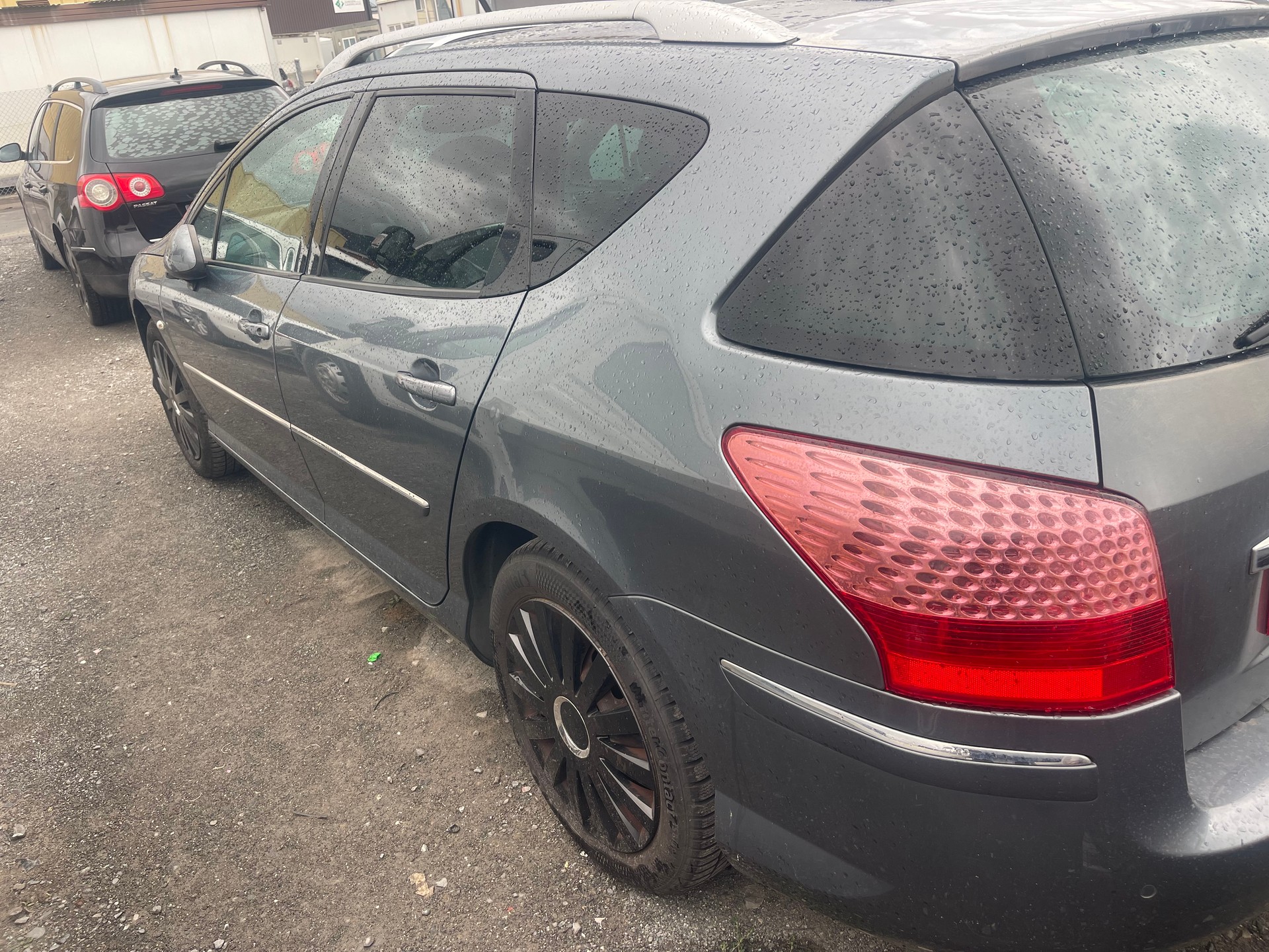 PEUGEOT 407 SW 3.0 Dynamic Automatic-image-3
