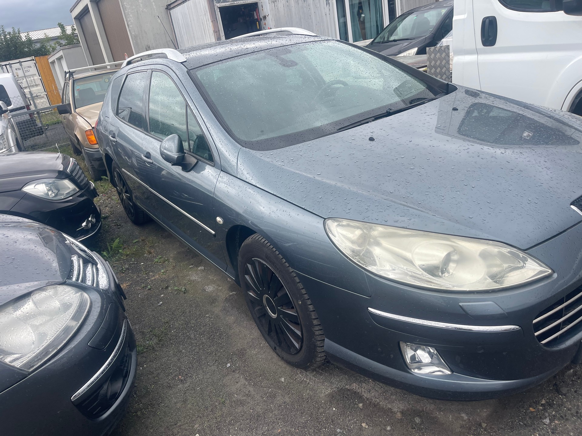 PEUGEOT 407 SW 3.0 Dynamic Automatic-image-1