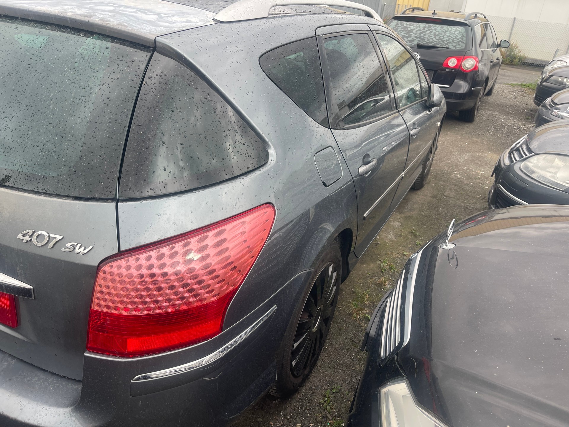 PEUGEOT 407 SW 3.0 Dynamic Automatic-image-4