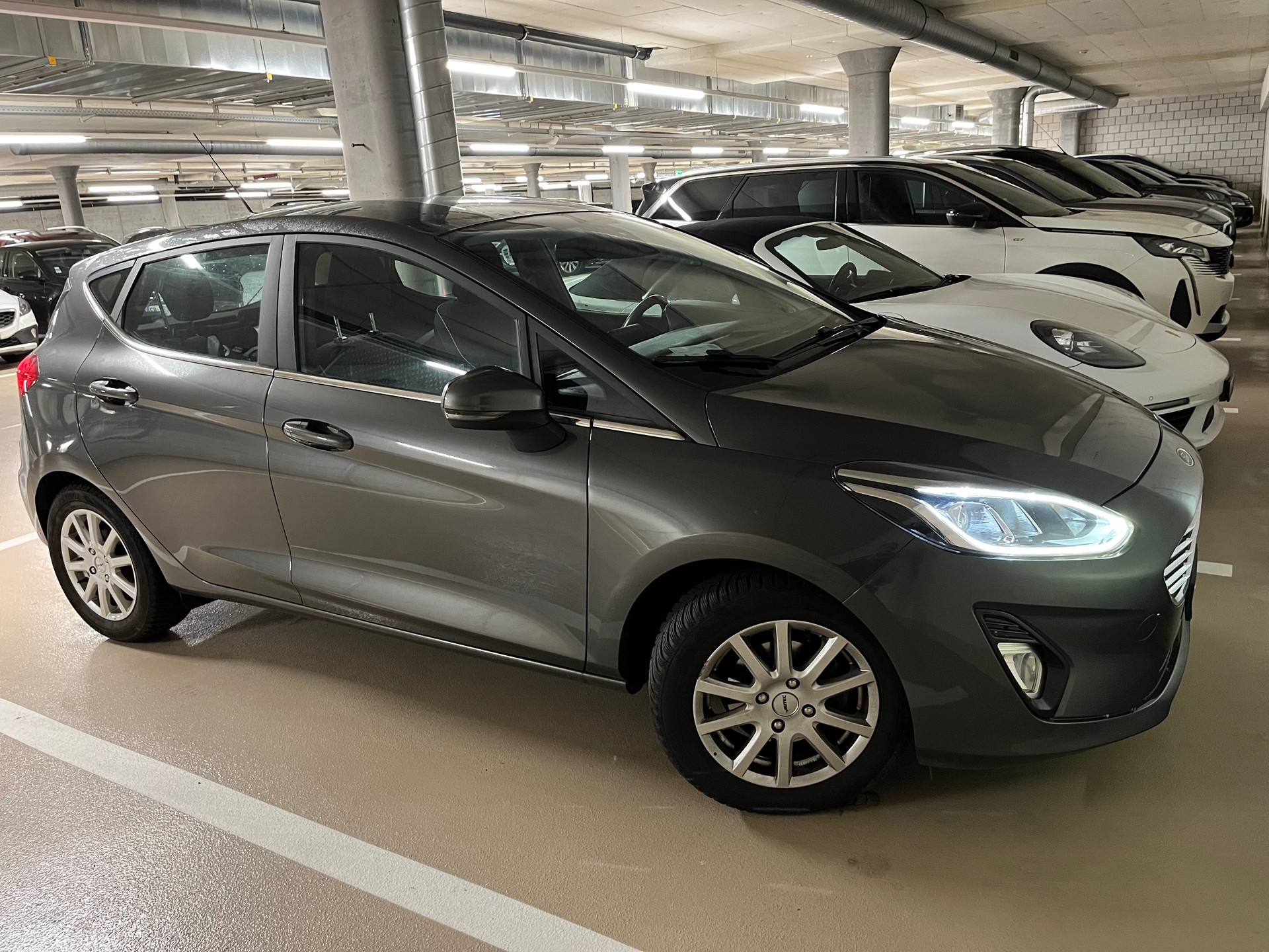 FORD 1.0 EcoB Titanium-image-0
