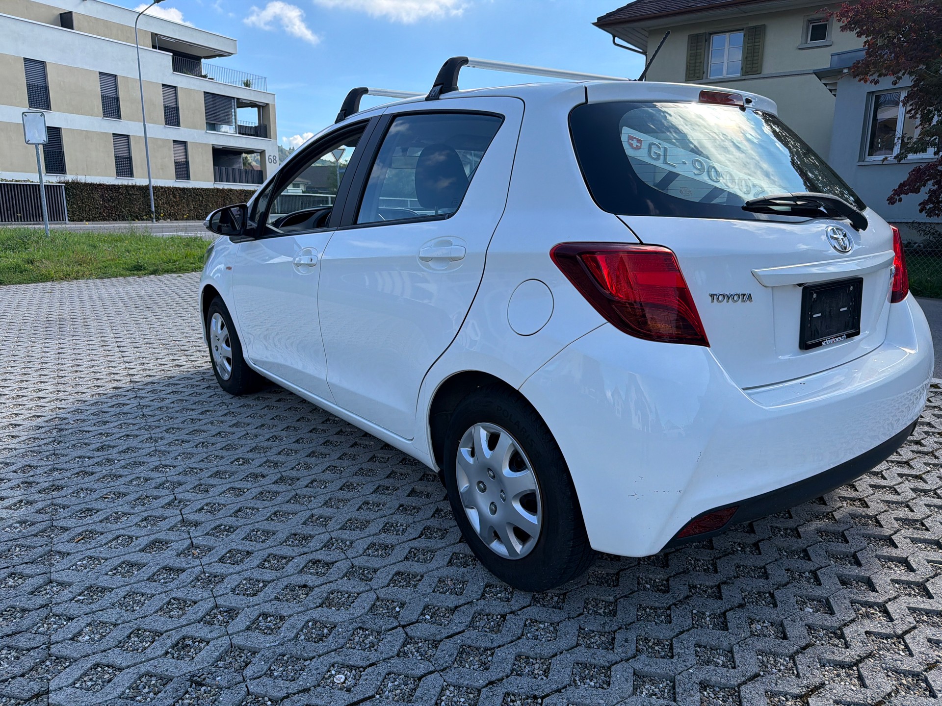 TOYOTA Yaris 1.33 Style Multidrive-image-3