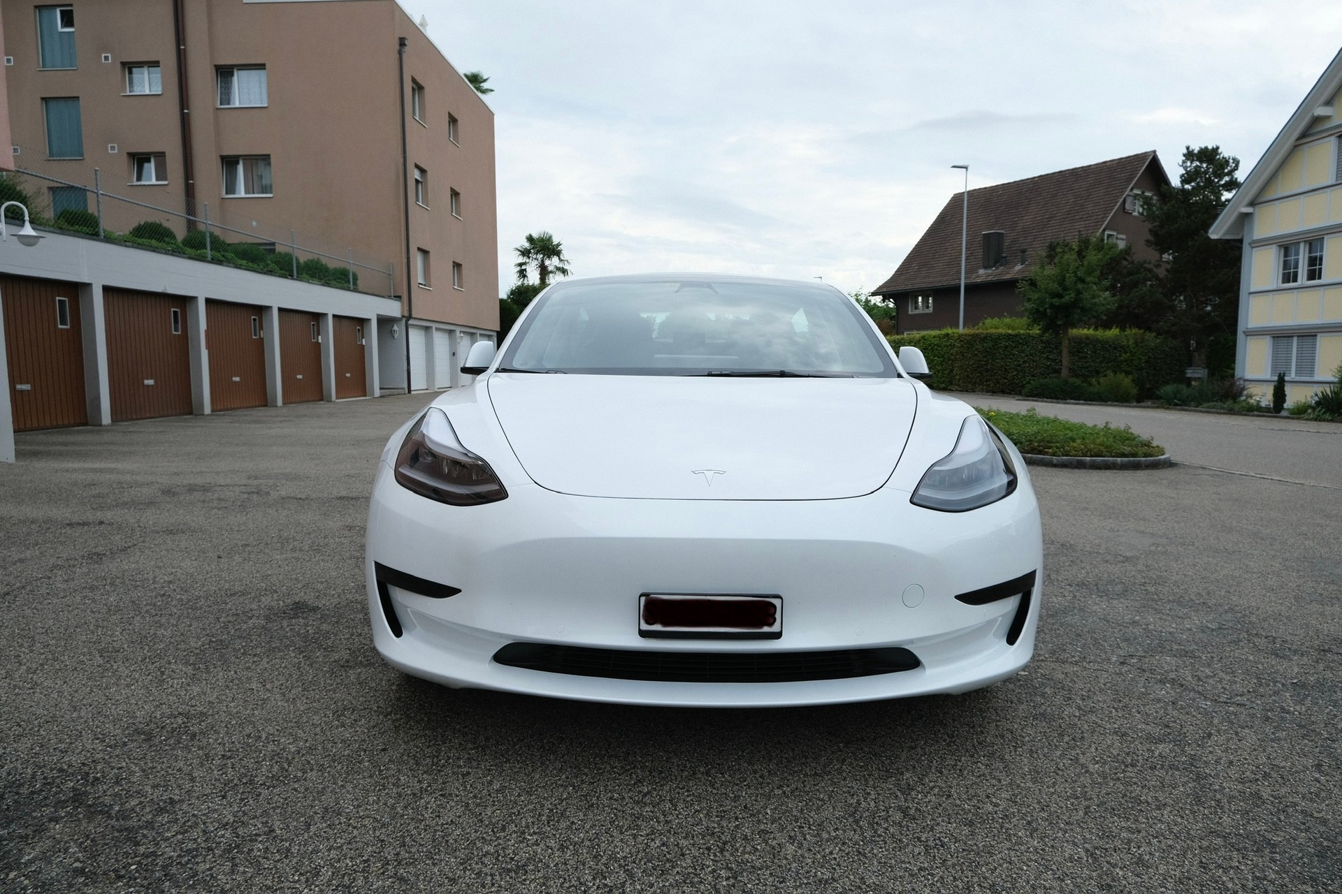 TESLA Standart Range-image-0