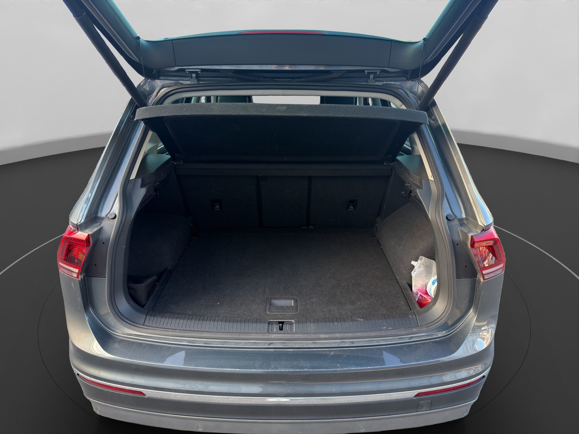 VW Tiguan 2.0 TDI SCR Highline 4Motion DSG-image-14
