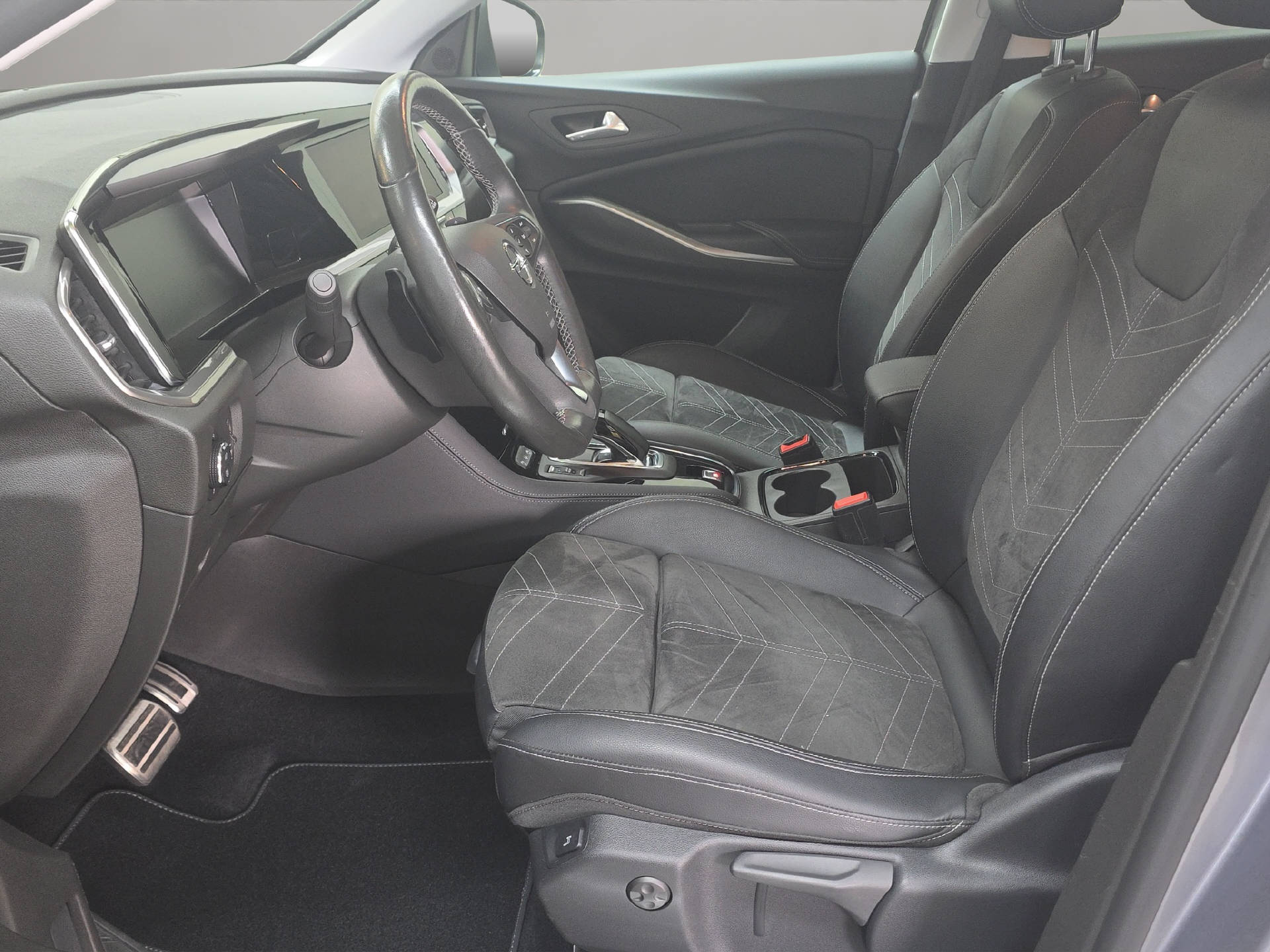 OPEL Grandland-image-5
