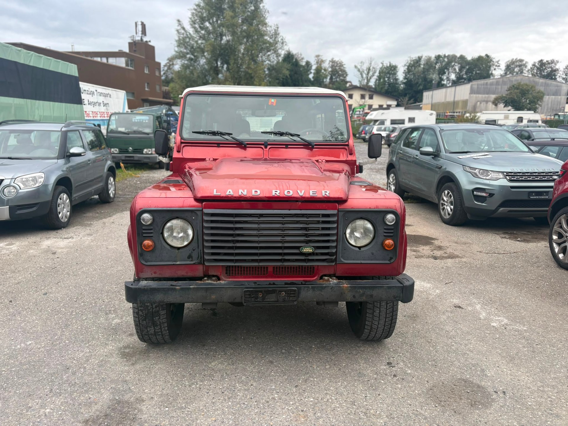 LAND ROVER Defender 90 SoftTop 2.4Tdc SVX-image-2