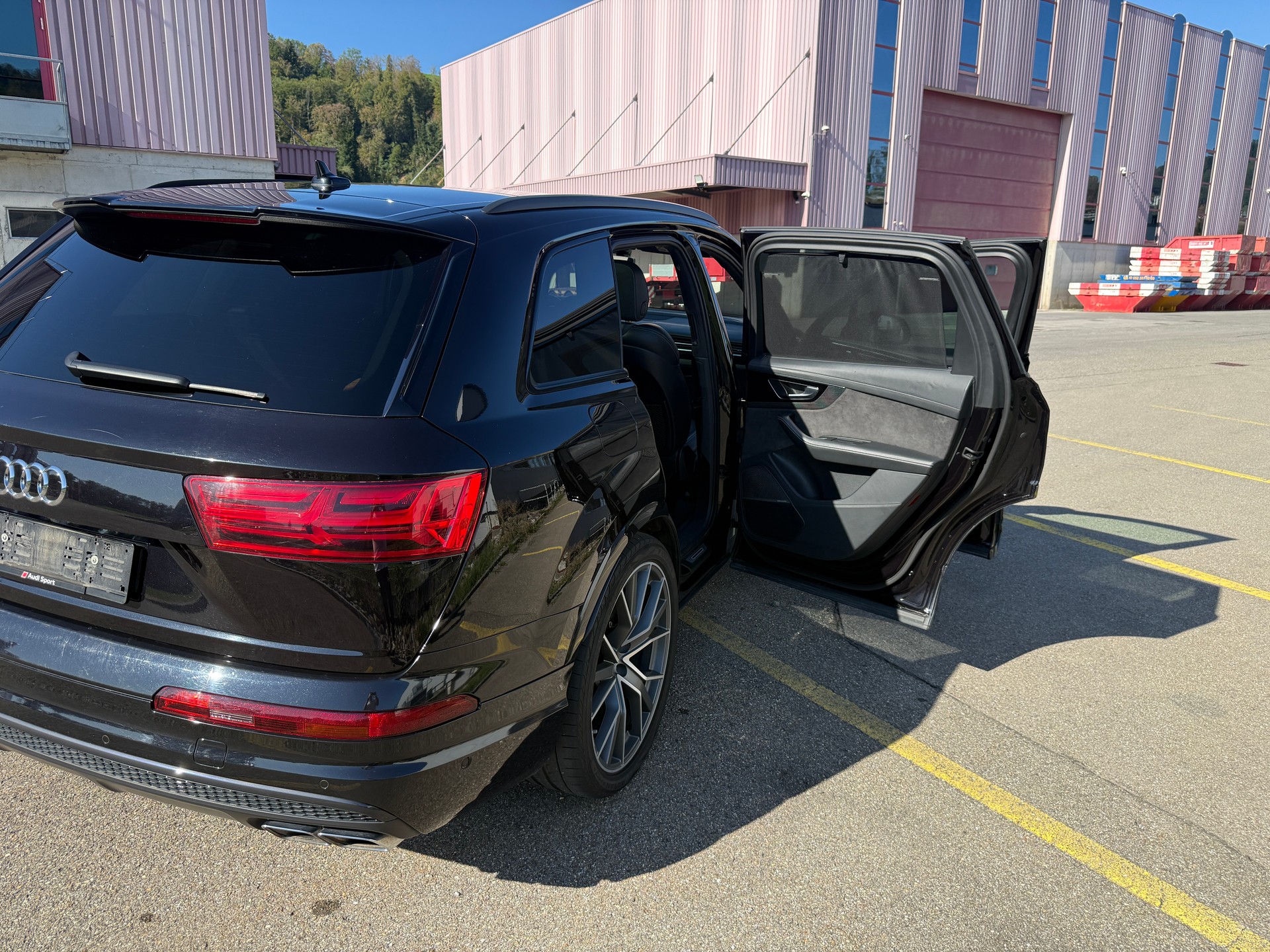AUDI 4.0 V8 TDI quattro T-Tronic-image-16