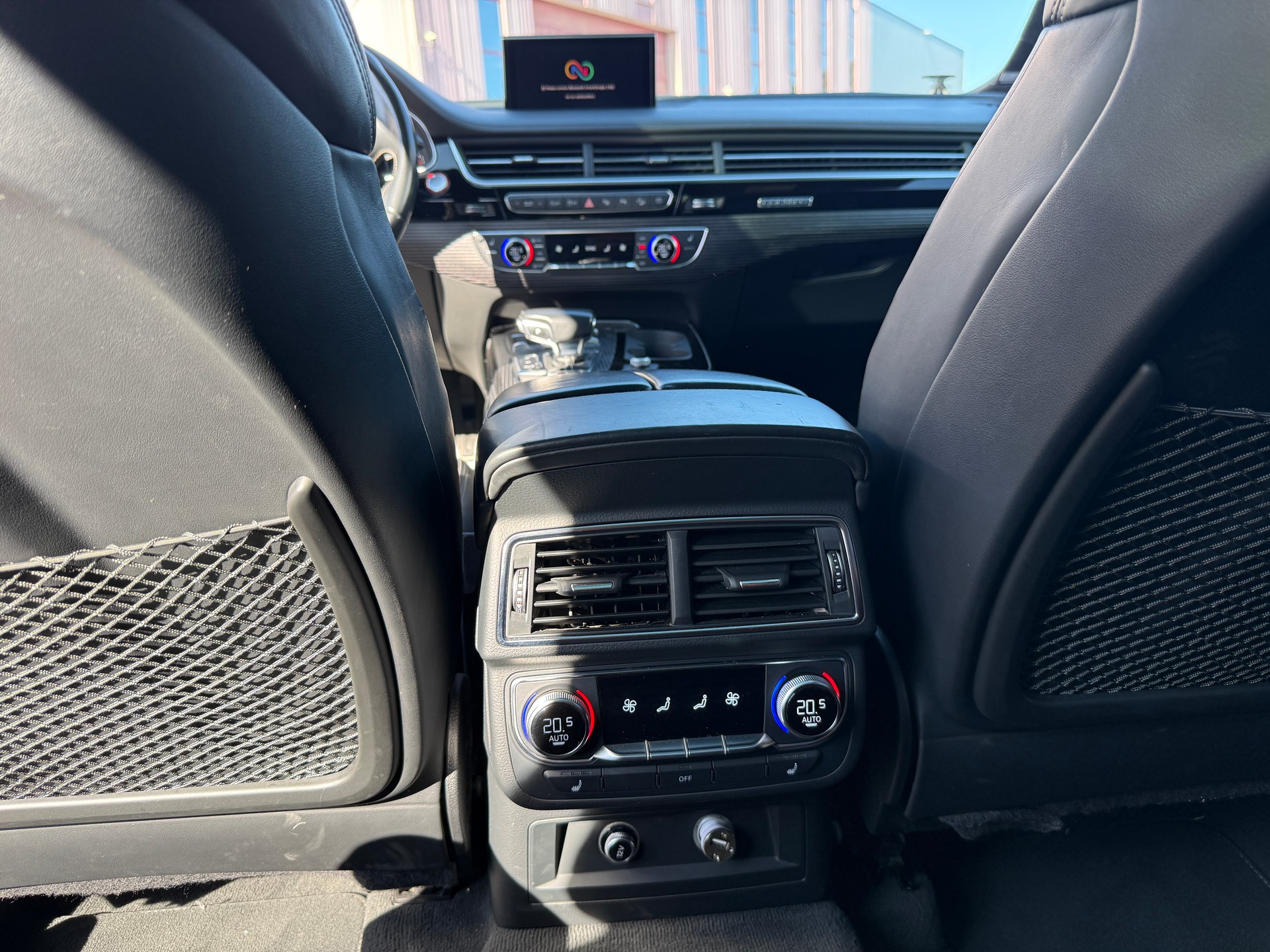 AUDI 4.0 V8 TDI quattro T-Tronic-image-9