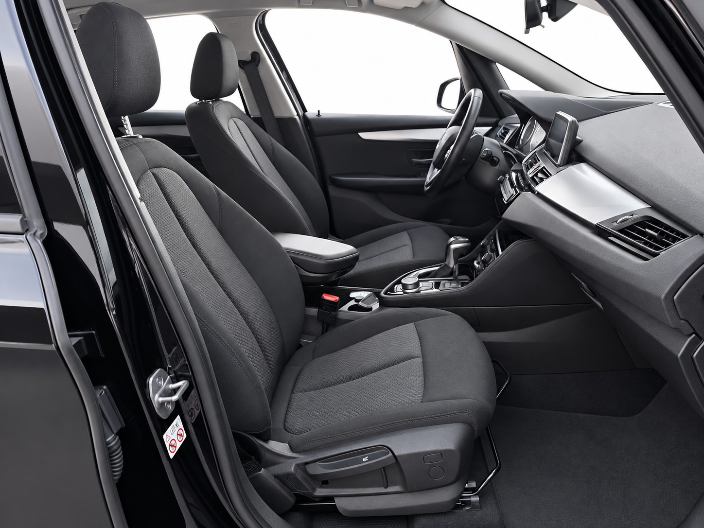 BMW 225xe Active Tourer-image-8
