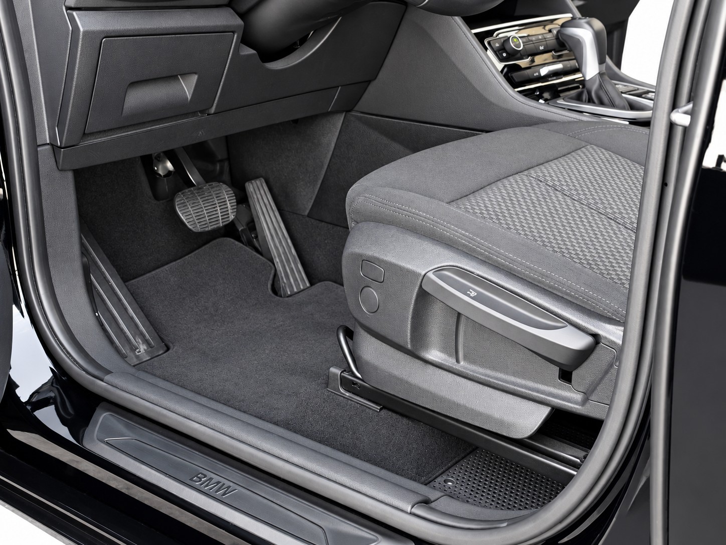 BMW 225xe Active Tourer-image-15