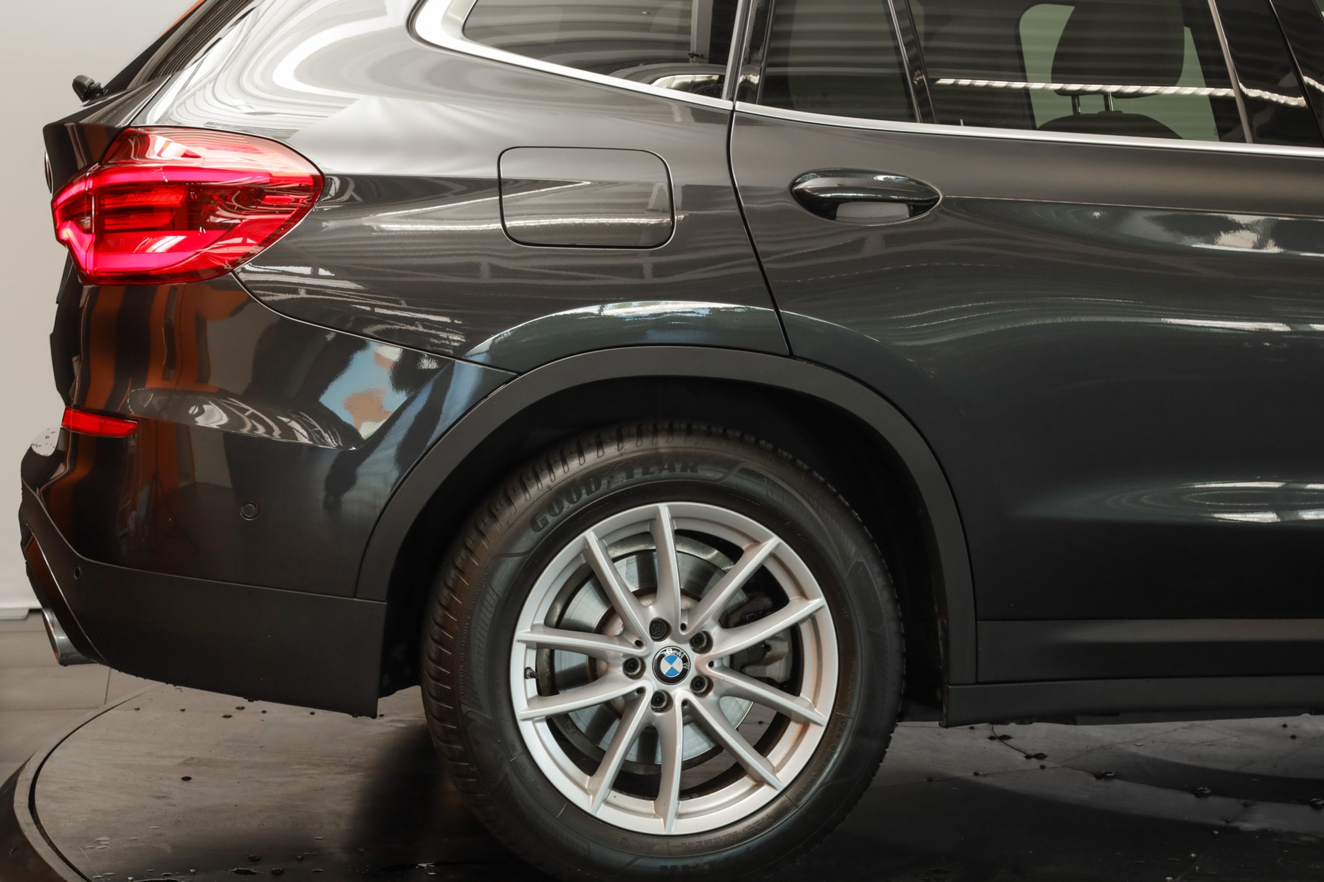 BMW X3 xDrive 20i Steptronic-image-25