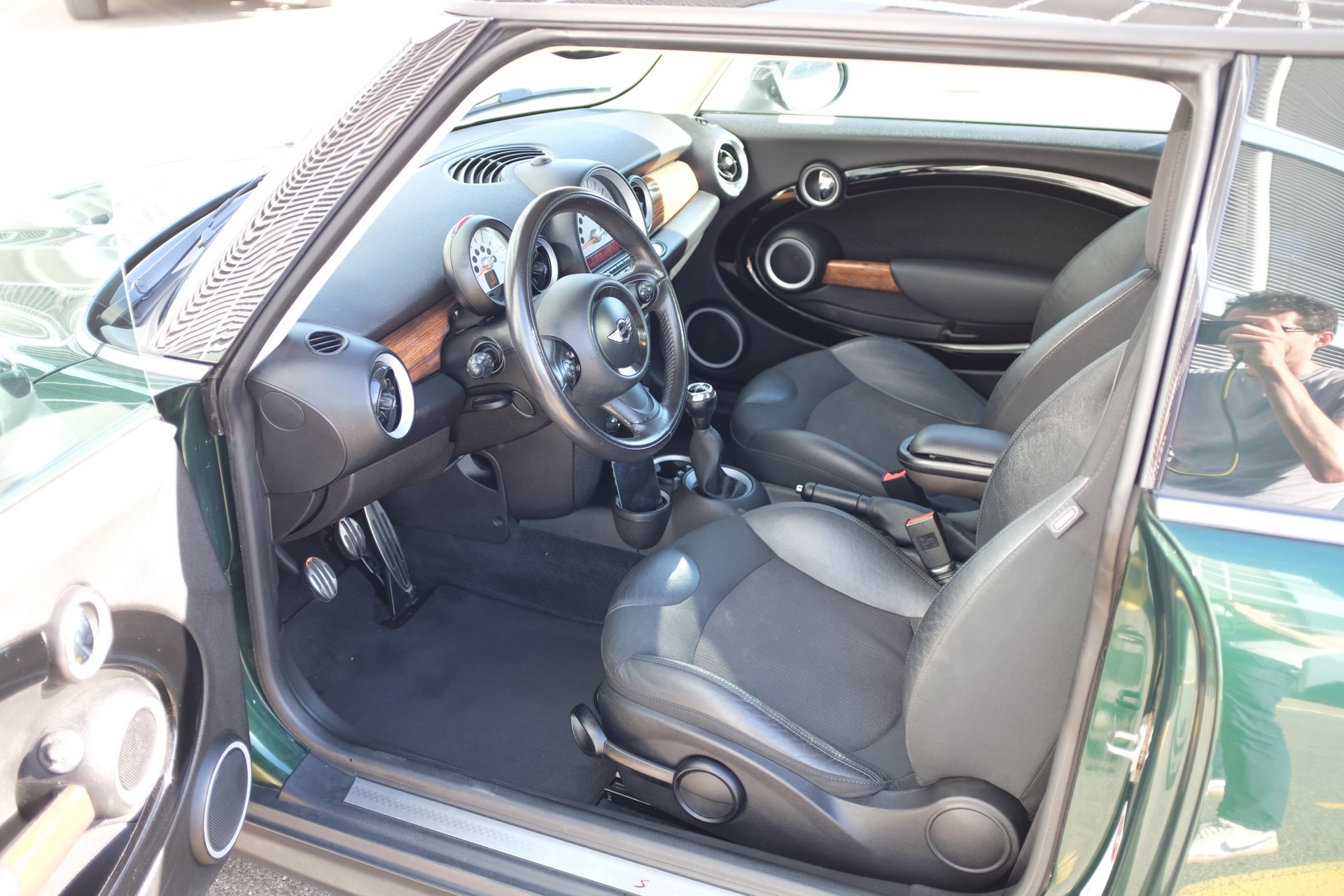MINI 1.6i Cooper S-image-7