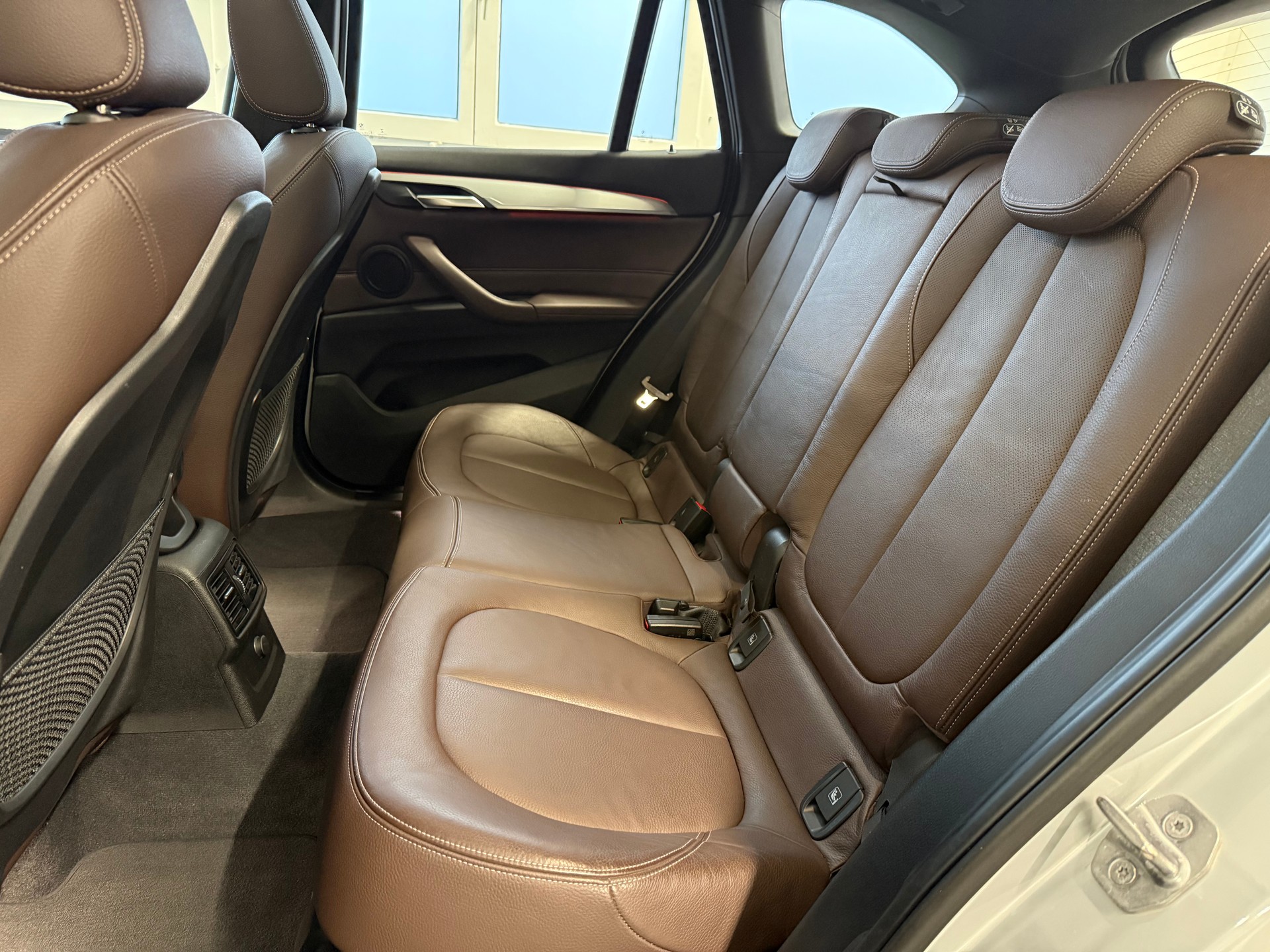 BMW X1 xDrive 25i xLine Steptronic-image-21