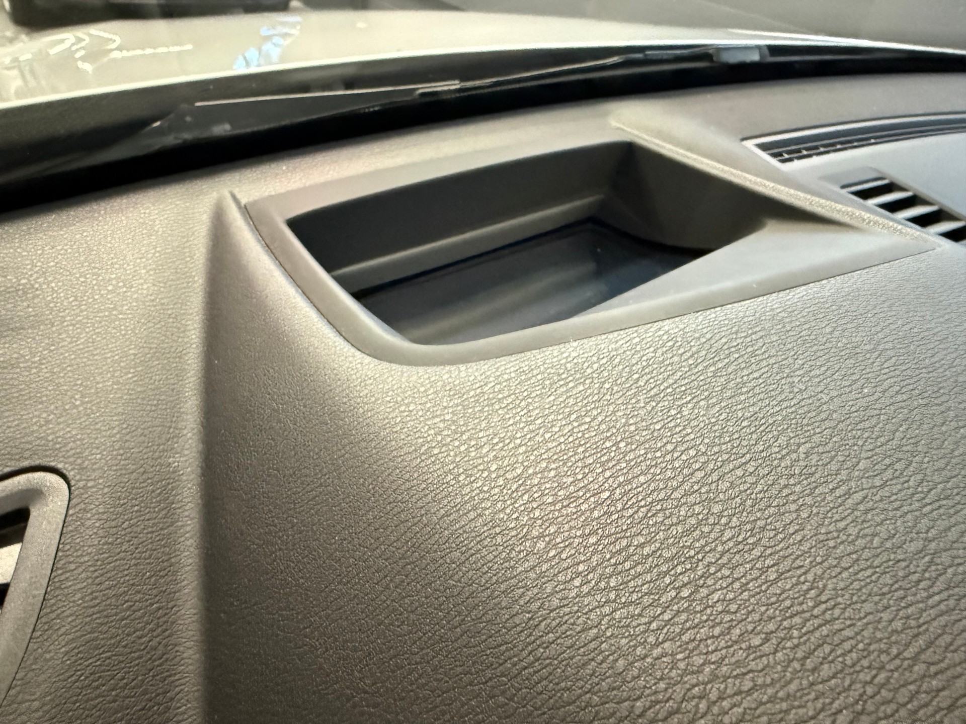 BMW X1 xDrive 25i xLine Steptronic-image-9