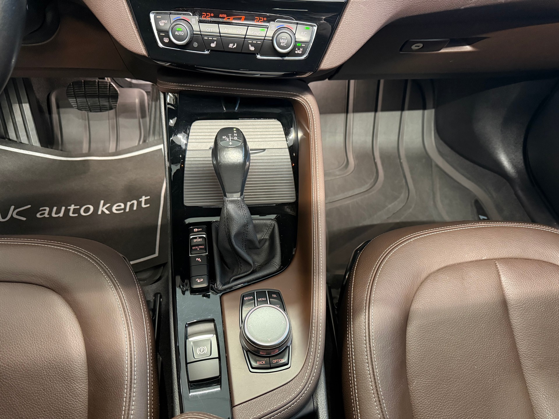 BMW X1 xDrive 25i xLine Steptronic-image-12