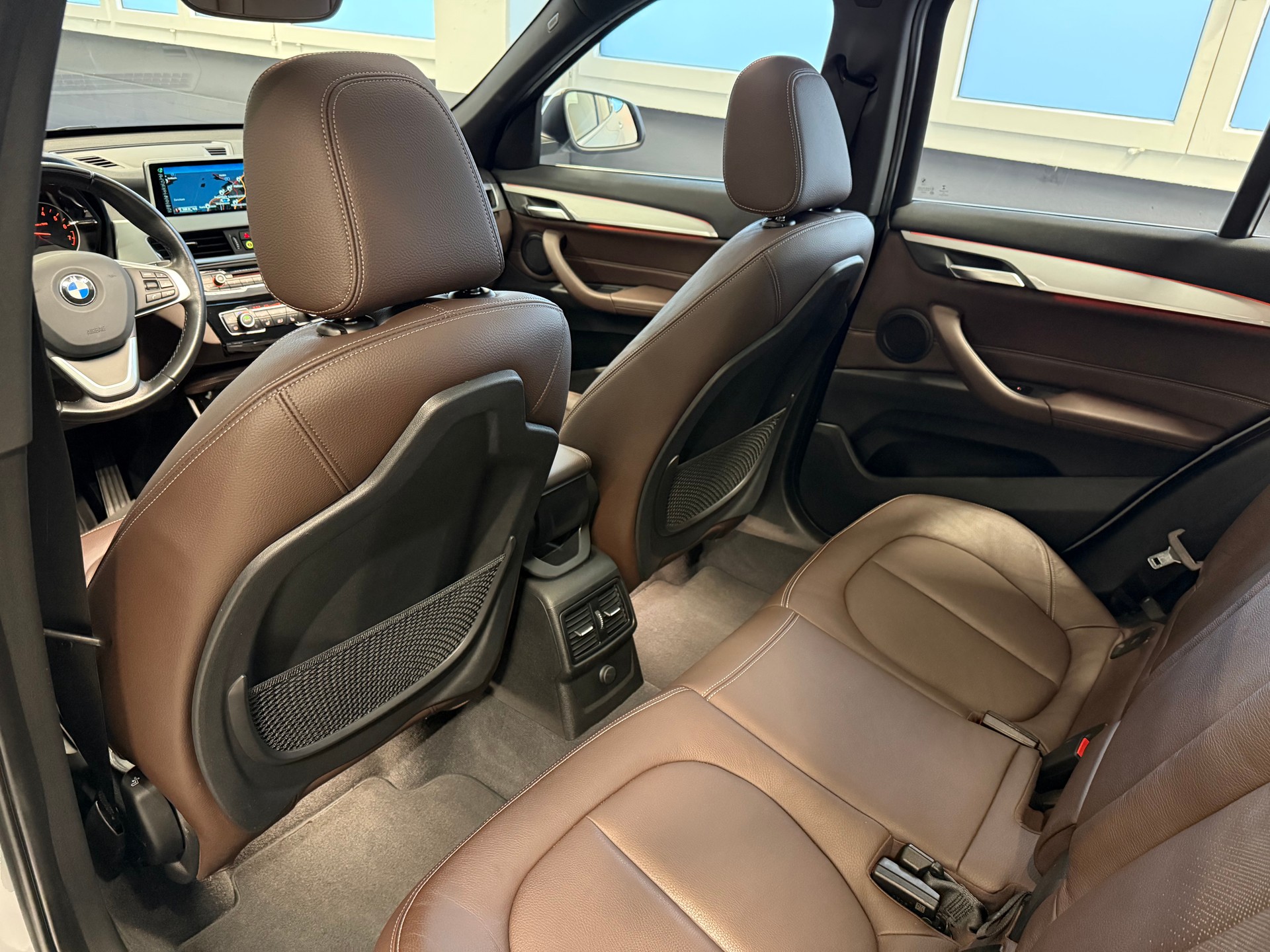 BMW X1 xDrive 25i xLine Steptronic-image-18