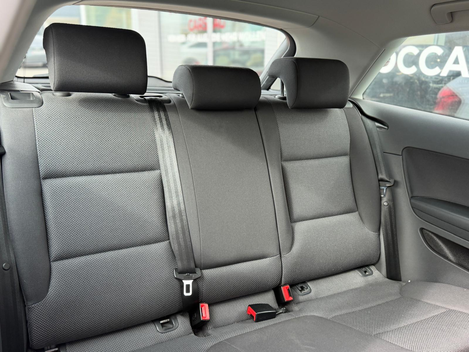 AUDI A3 Sportback 2.0 FSI Ambiente-image-13