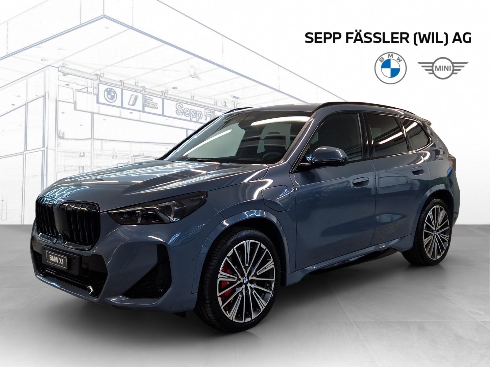 BMW X1 xDrive30e M Sport Pro (SUV / Geländewagen)