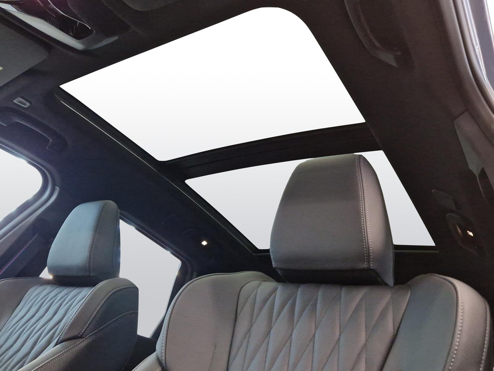 BMW X1 xDrive30e M Sport Pro-image-16