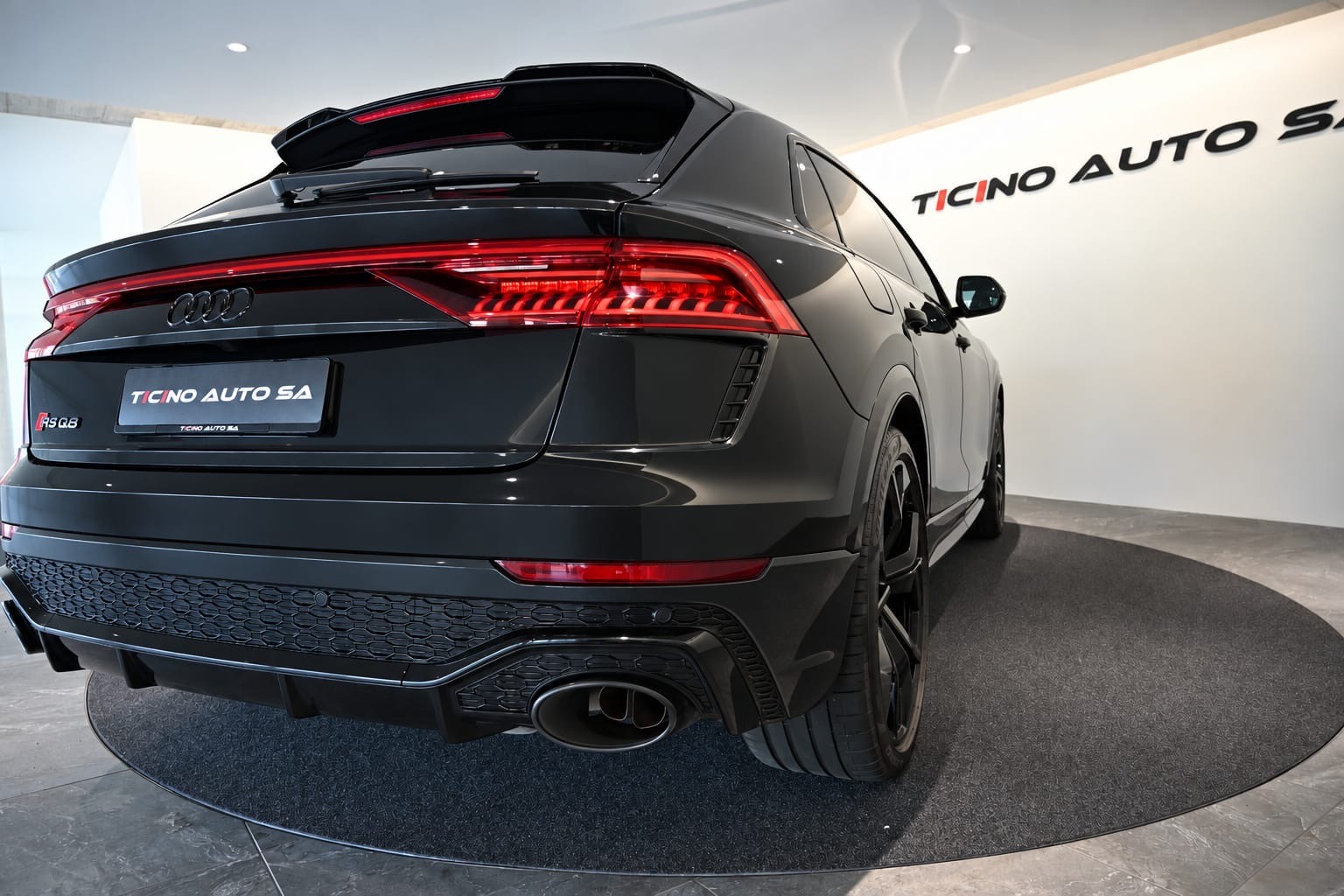 AUDI RSQ8 quattro tiptronic-image-15