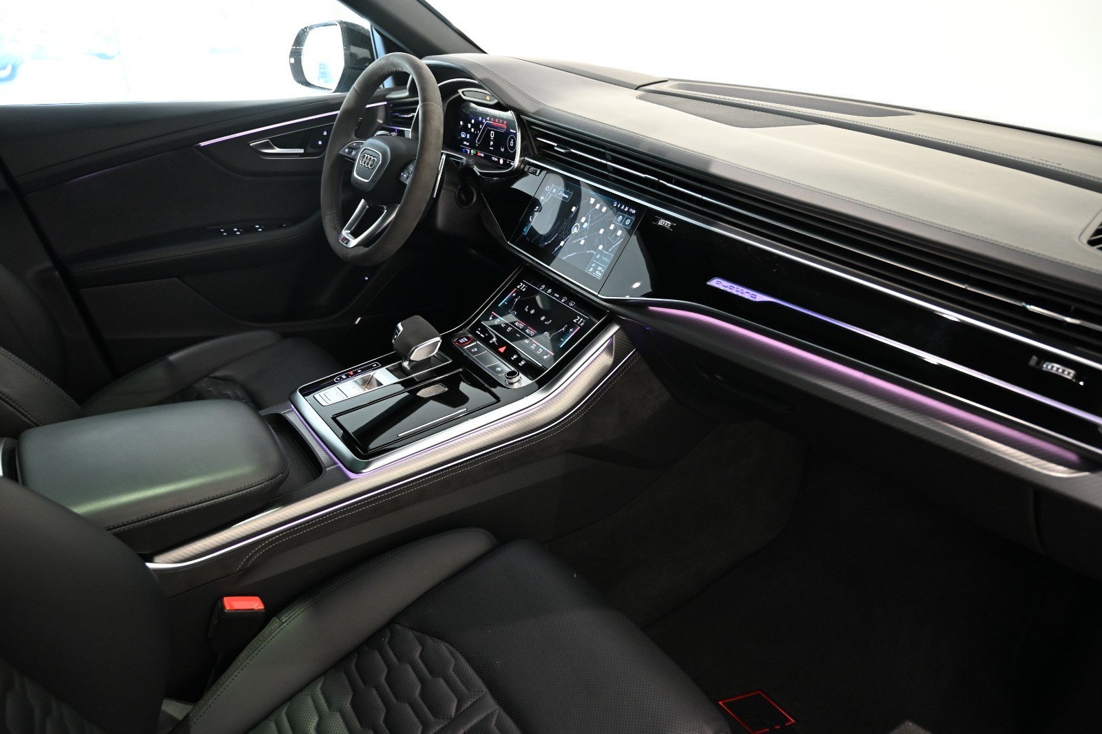 AUDI RSQ8 quattro tiptronic-image-13