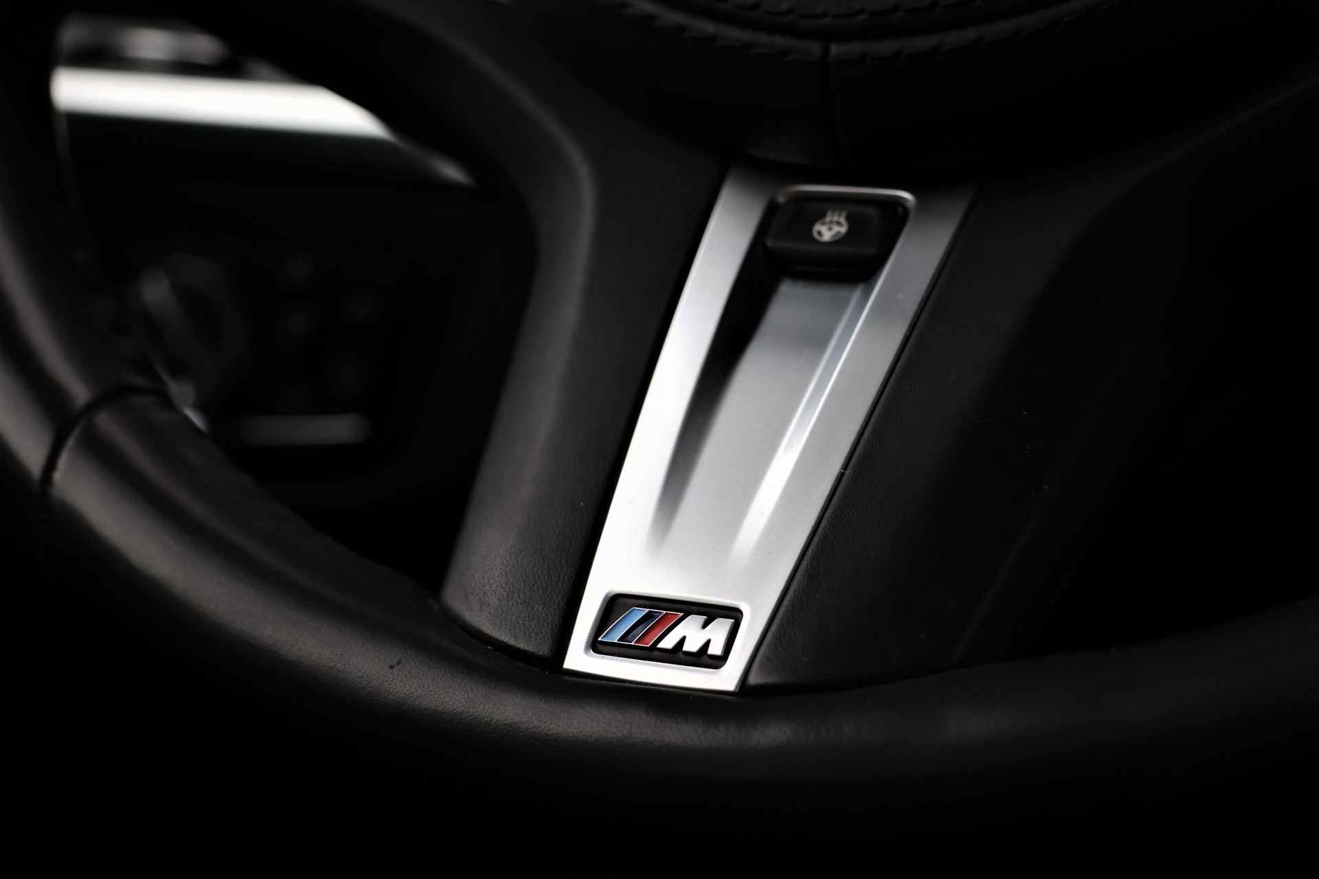 BMW X3 xDrive 30e M Sport (CH) + 2.0T AHK-image-17