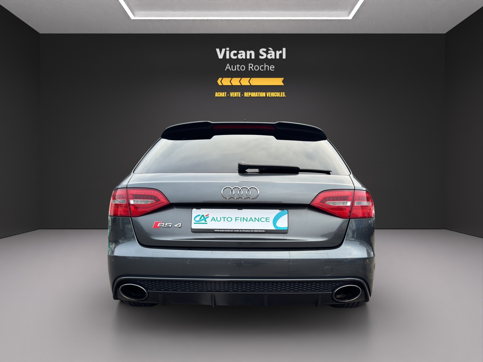 AUDI RS4 Avant 4.2 FSI V8 quattro S-tronic-image-7