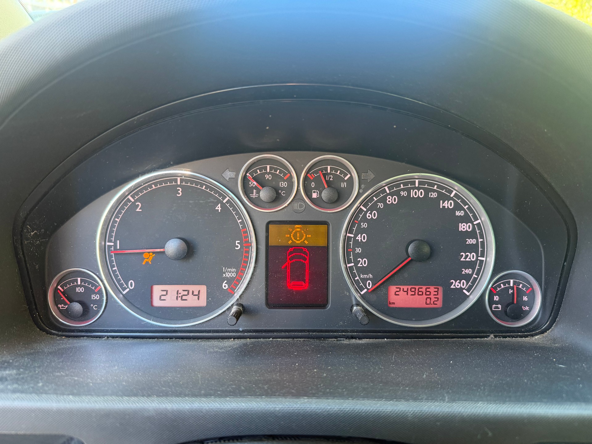 SEAT Alhambra 1.9 TDI Advantage 4x4-image-4