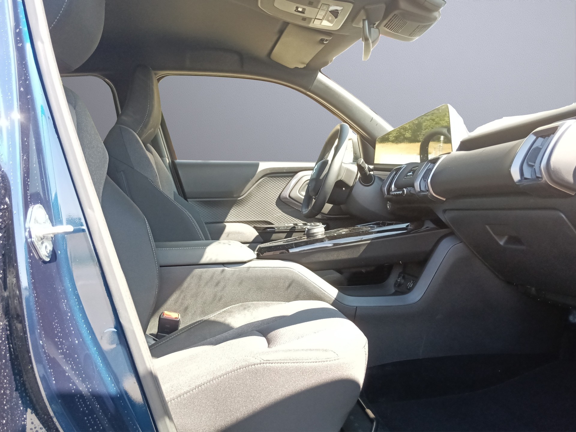 SUZUKI e Vitara Compact+ 4x4-image-14
