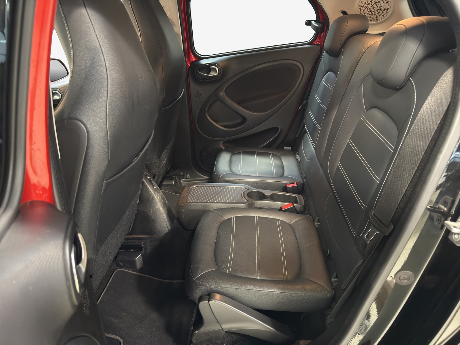 SKODA Kodiaq 2.0 TSI 4x4 SportLine-image-11